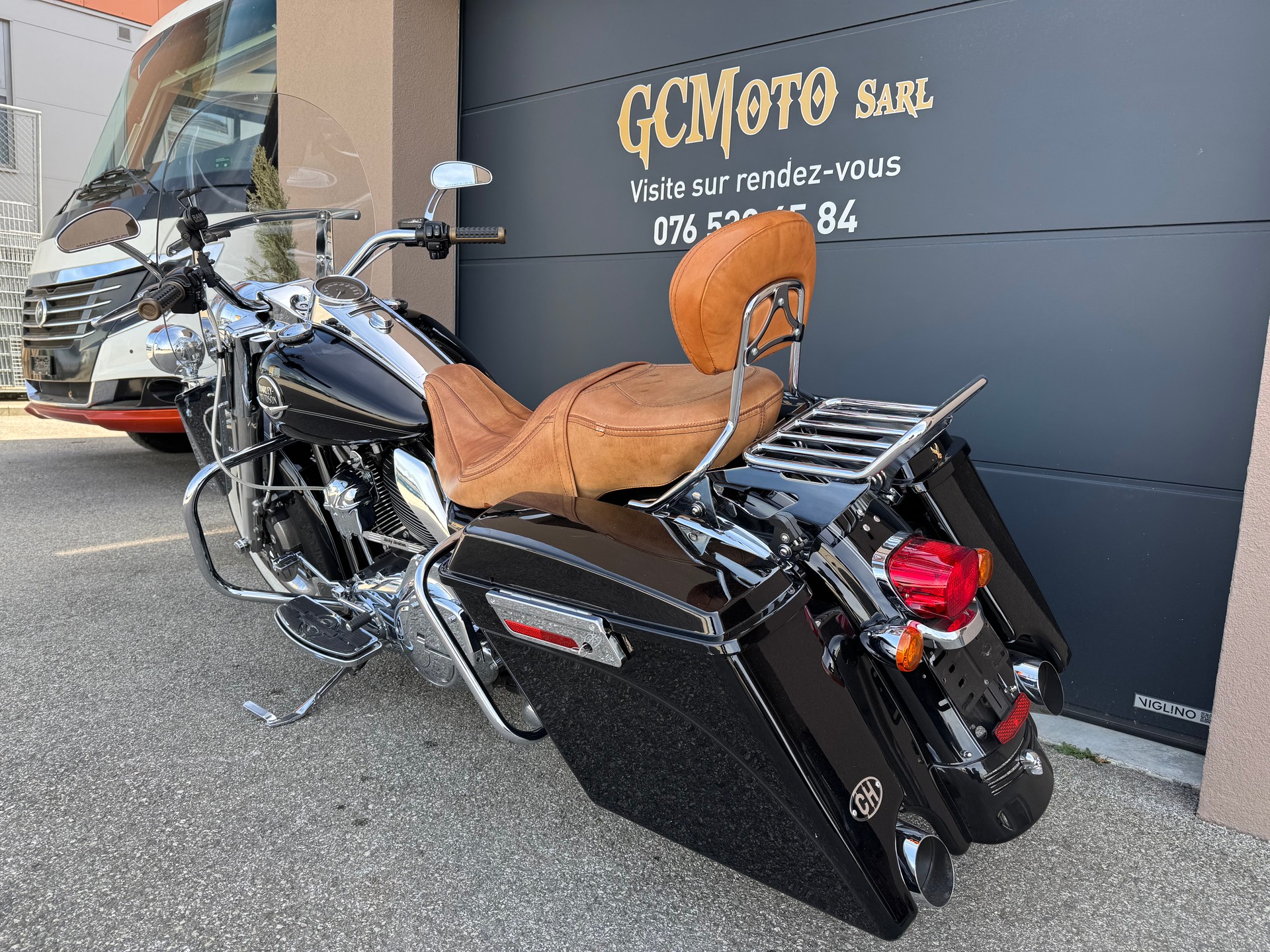 HARLEY-DAVIDSON FLHRC Road King Classic ABS-image-4