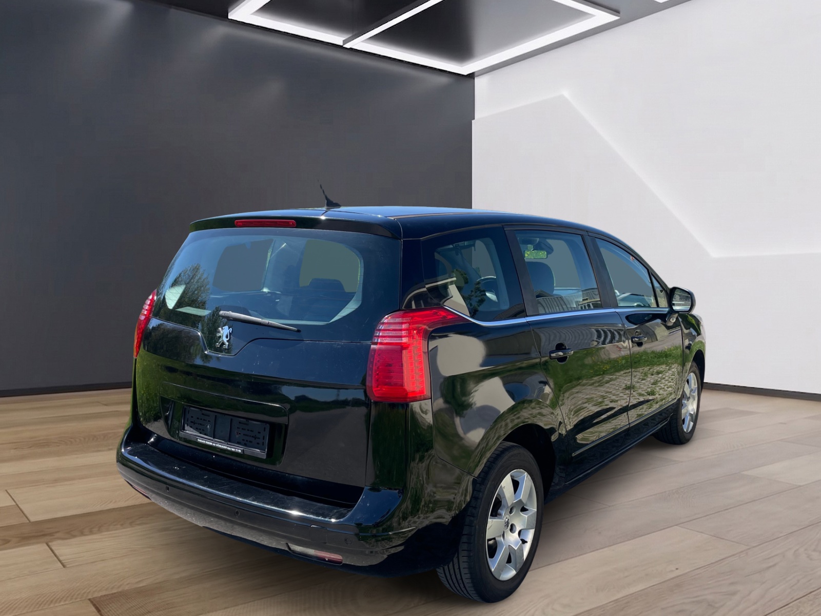 PEUGEOT 5008 1.6 16V VTI Active-image-4