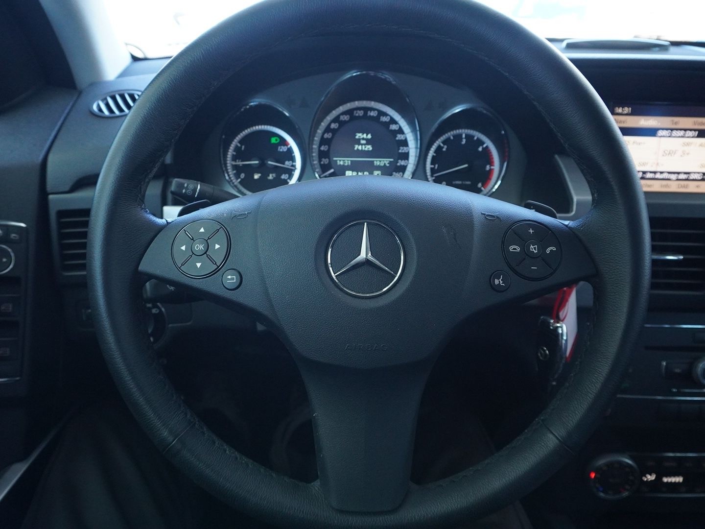 MERCEDES-BENZ GLK 350 CDI (320 CDI) 4Matic 7G-Tronic-image-6