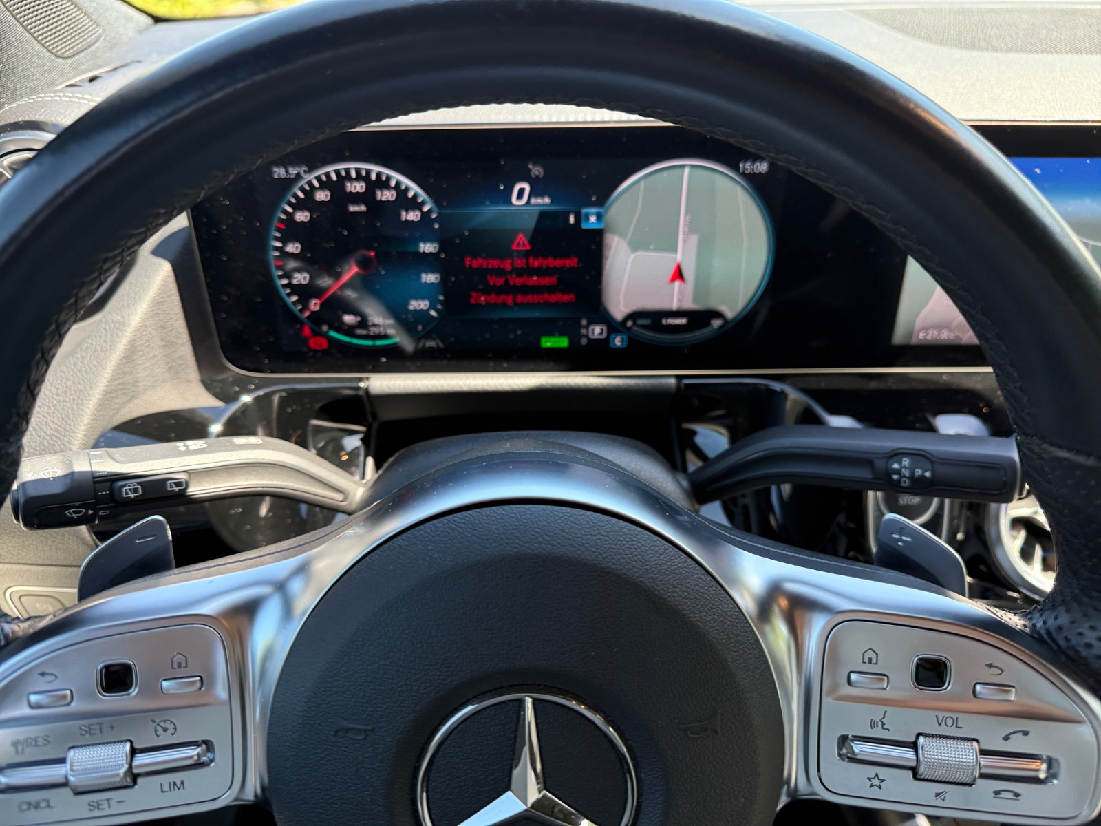 MERCEDES-BENZ EQA 250 AMG Line-image-14