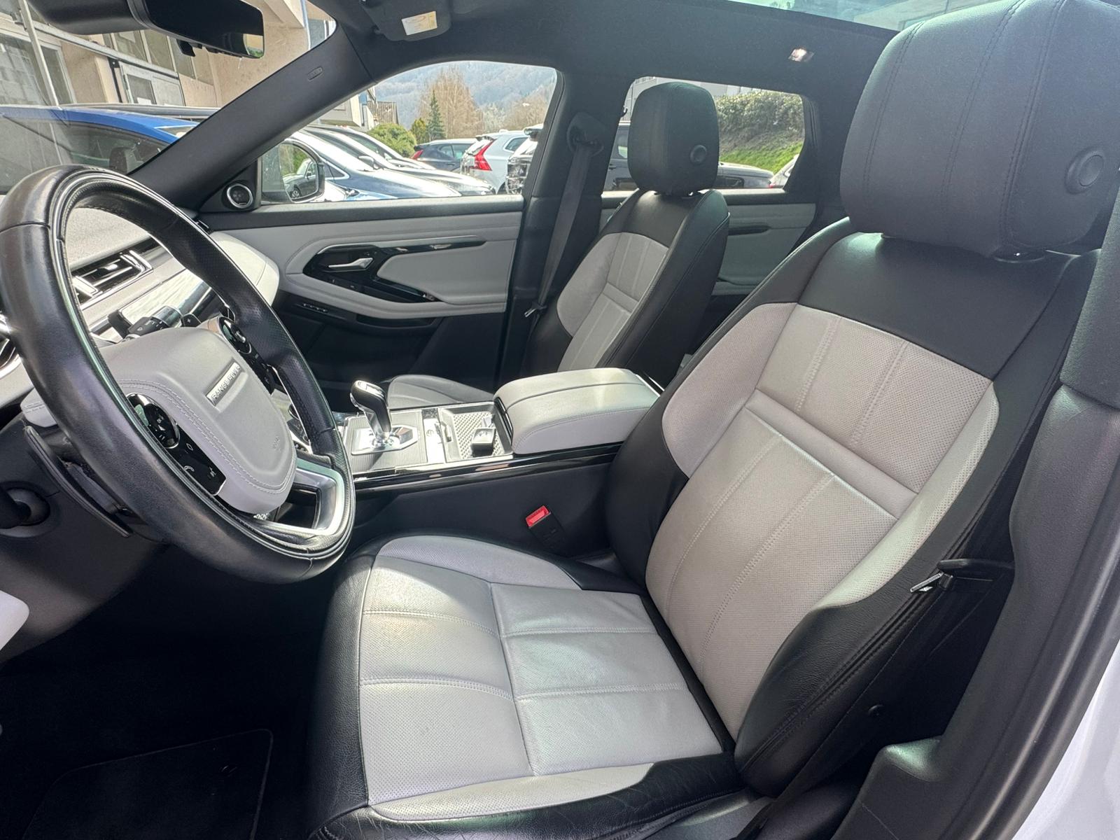 LAND ROVER Range Rover Evoque R-Dyn First Edi P 250 HSE AT9-image-13
