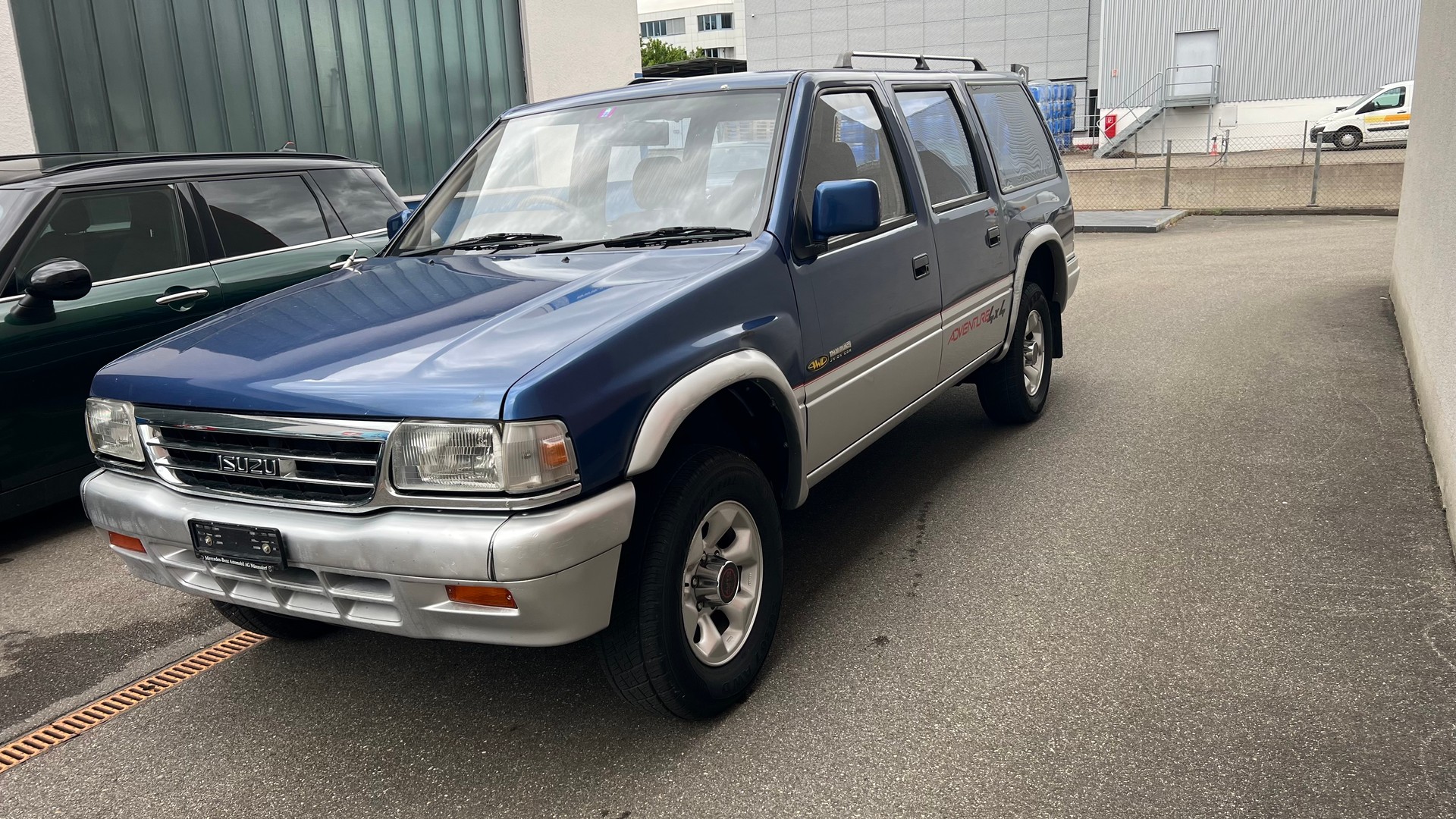 ISUZU ISUZU Adventure Midi 4x4 Rechtslenker 1.Hand-image-8