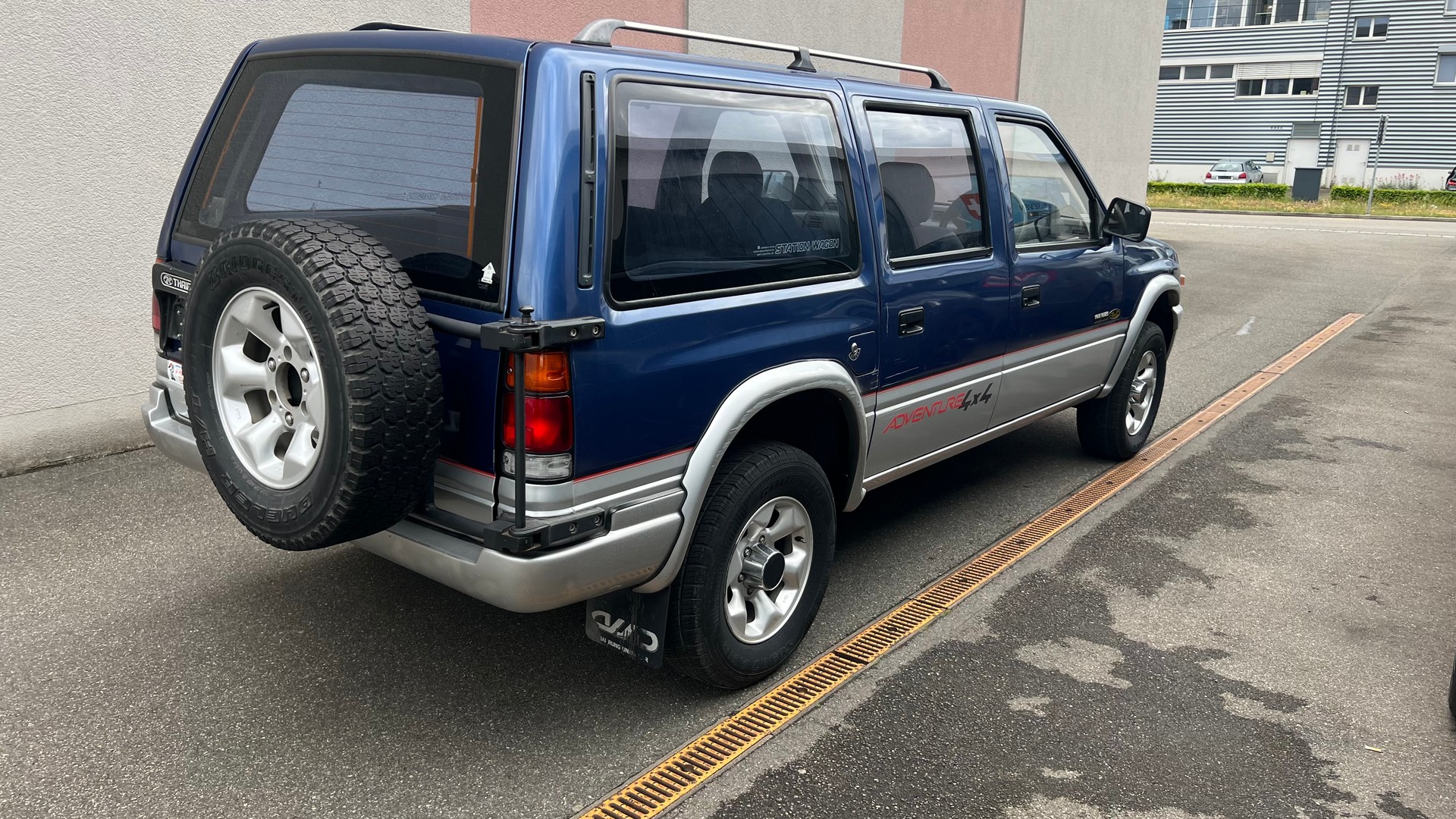 ISUZU ISUZU Adventure Midi 4x4 Rechtslenker 1.Hand-image-12