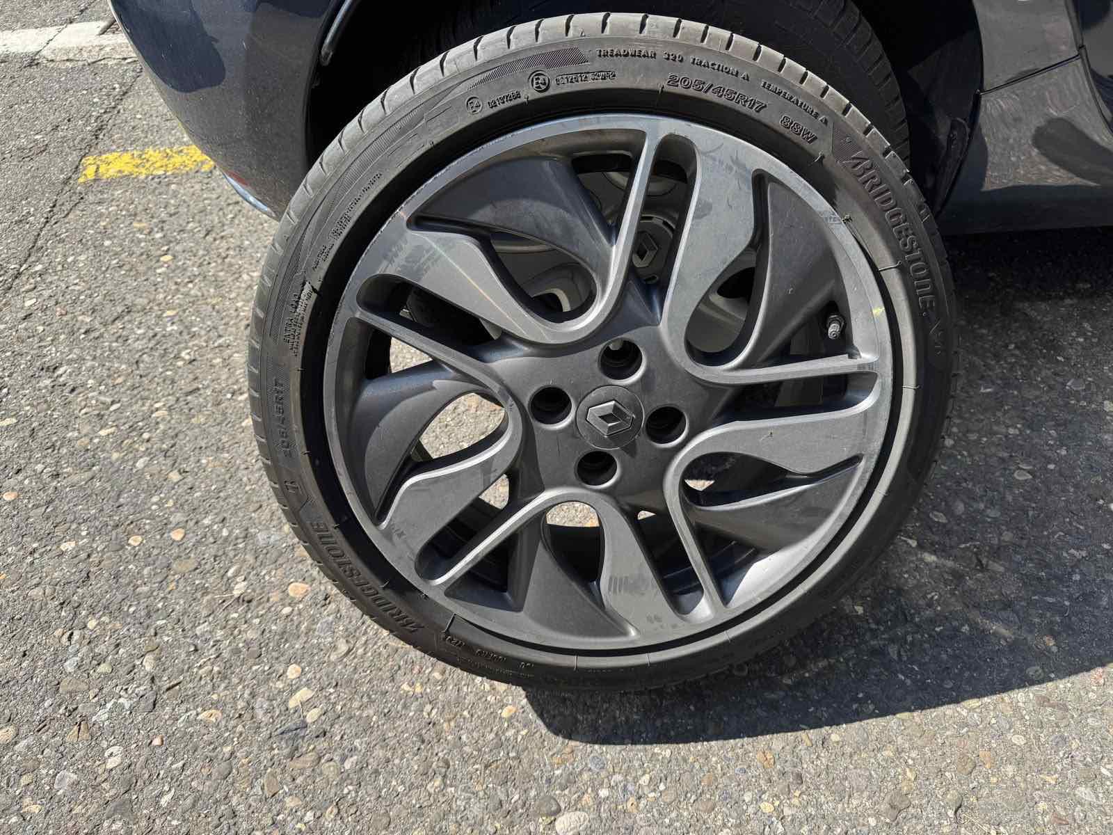 RENAULT Zoe Limited R110 (Batterie Miete)-image-9