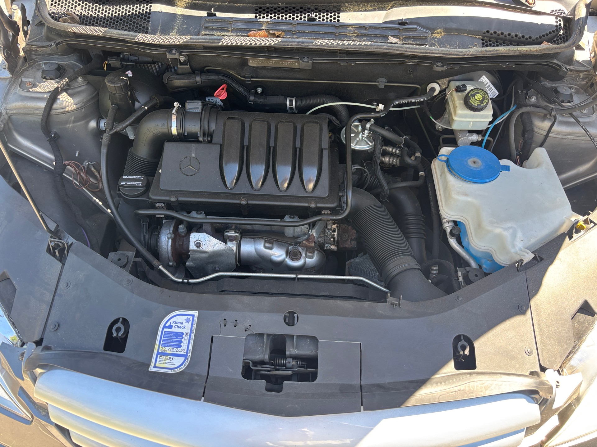 MERCEDES-BENZ B 180 CDI-image-12