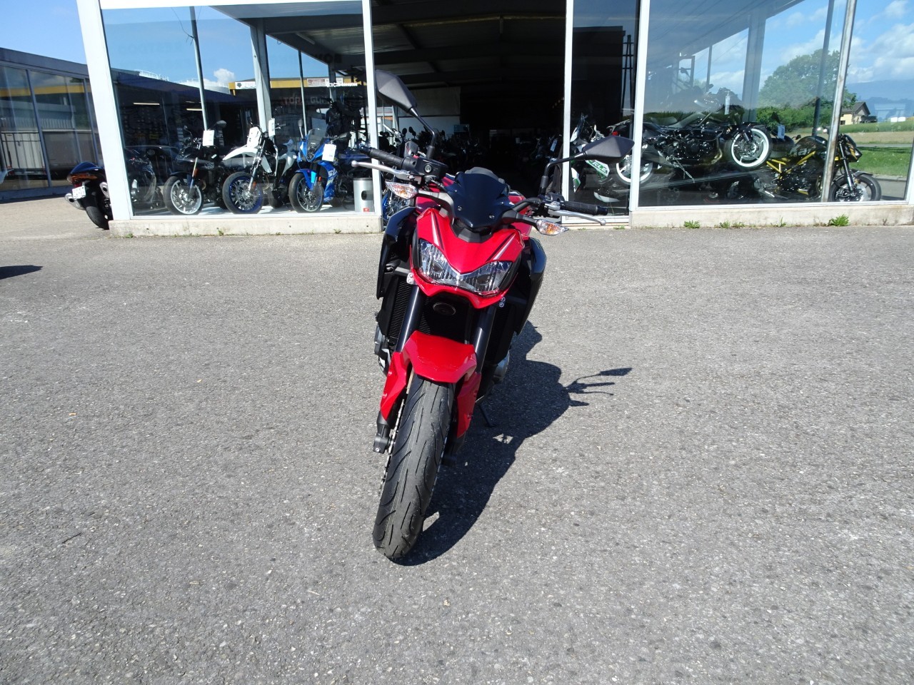KAWASAKI Z 900-image-2