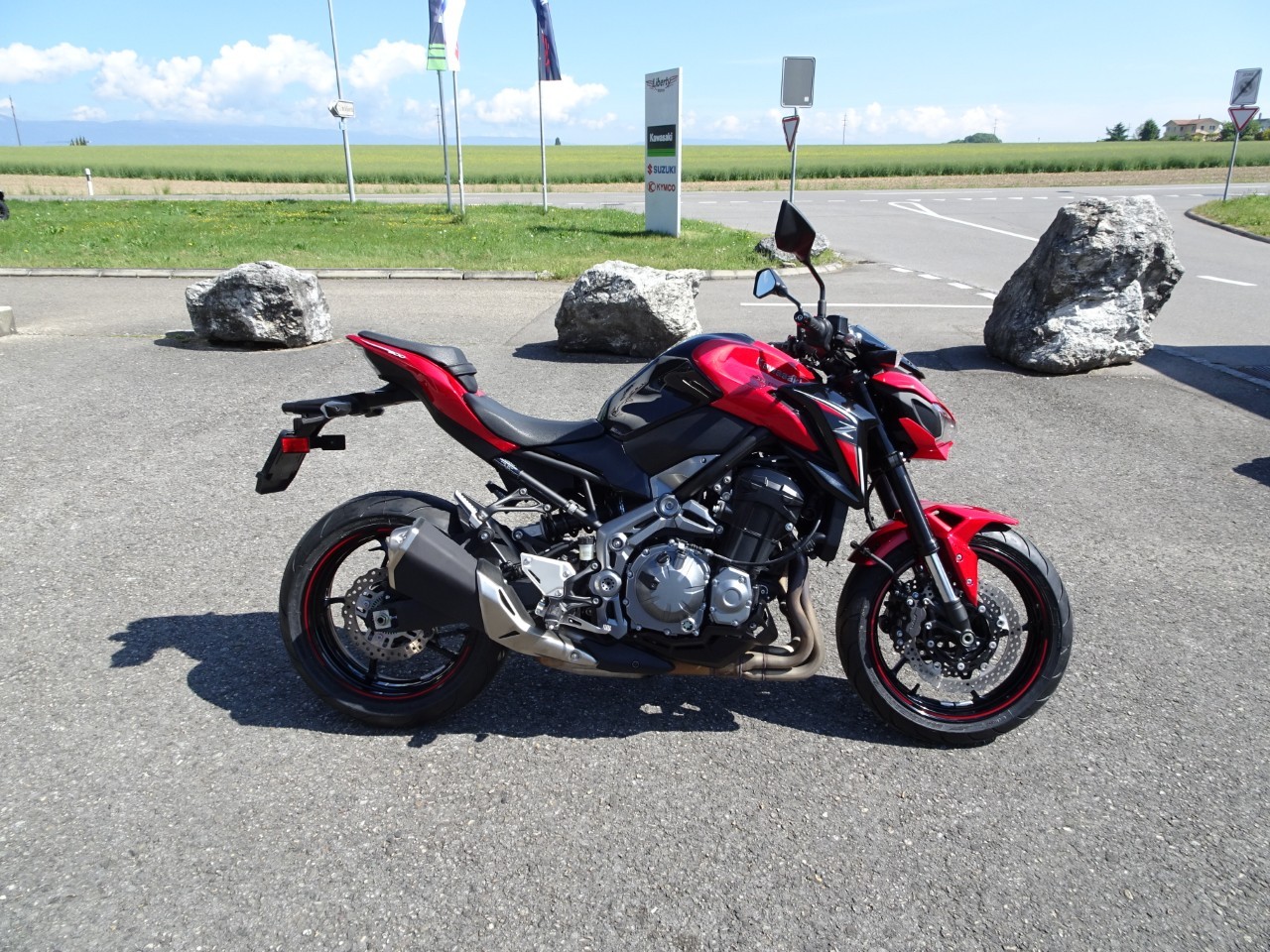 KAWASAKI Z 900-image-0