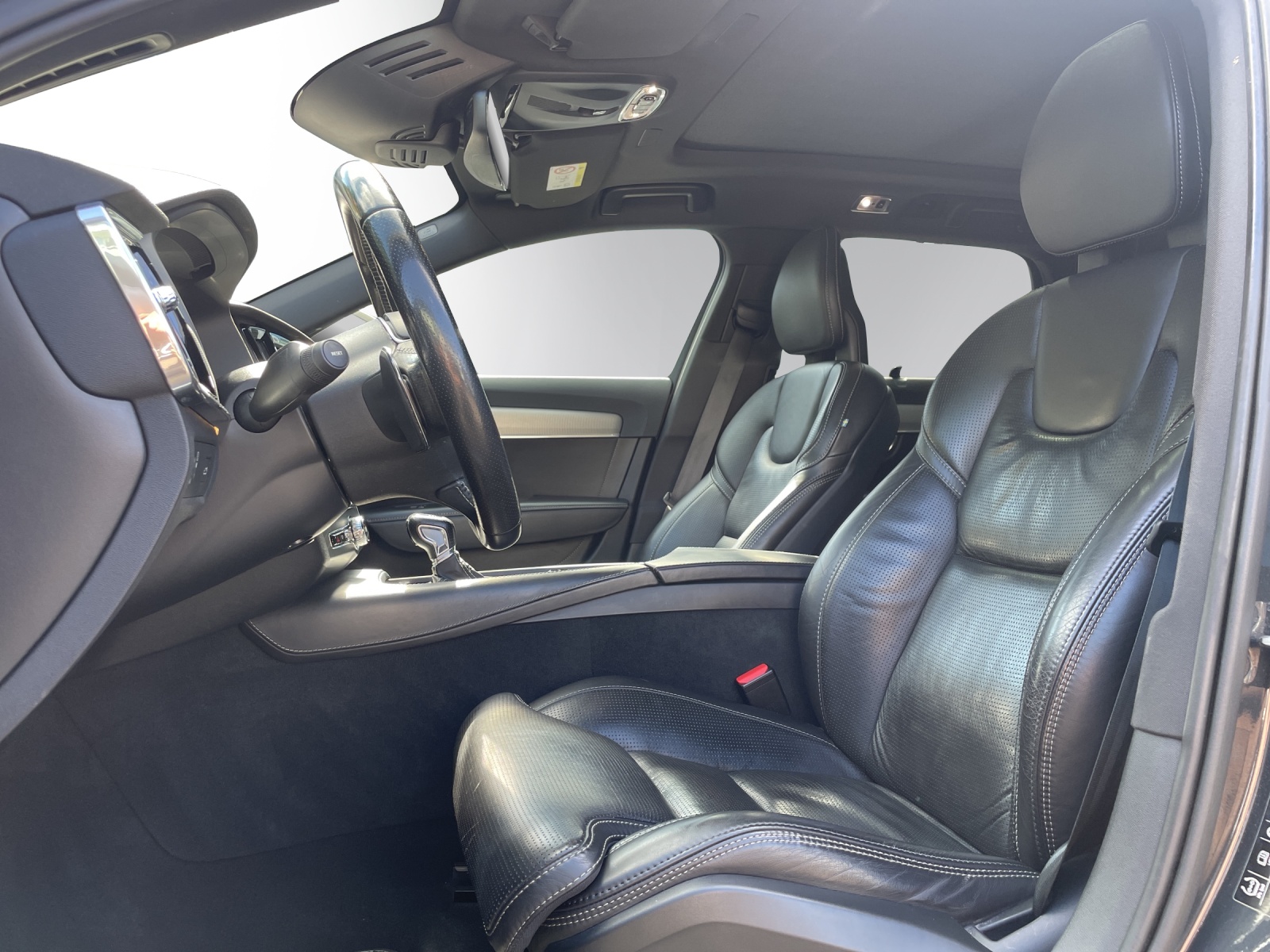 VOLVO V90 D4 AWD R-Design Geartronic-image-9