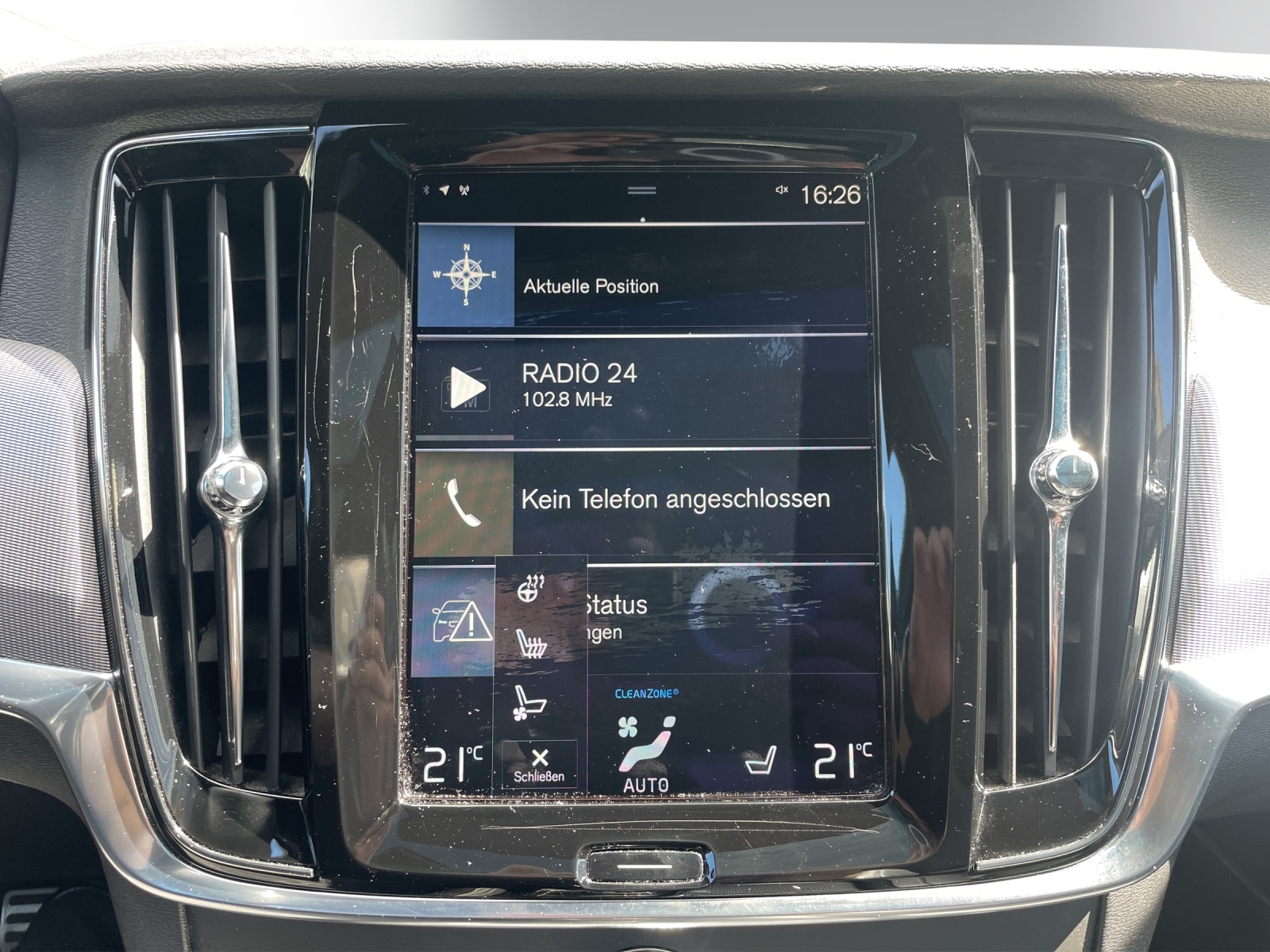 VOLVO V90 D4 AWD R-Design Geartronic-image-18