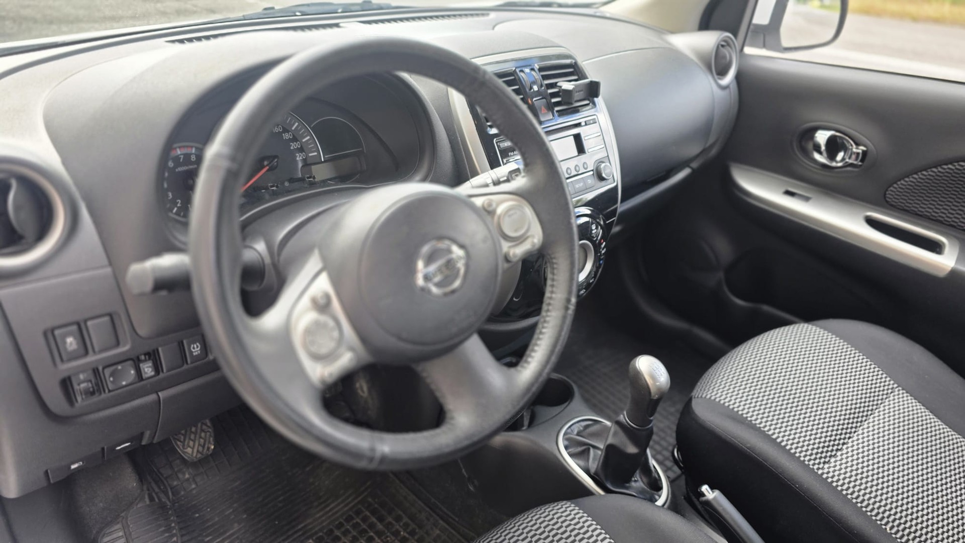 NISSAN Micra 1.2 acenta-image-12