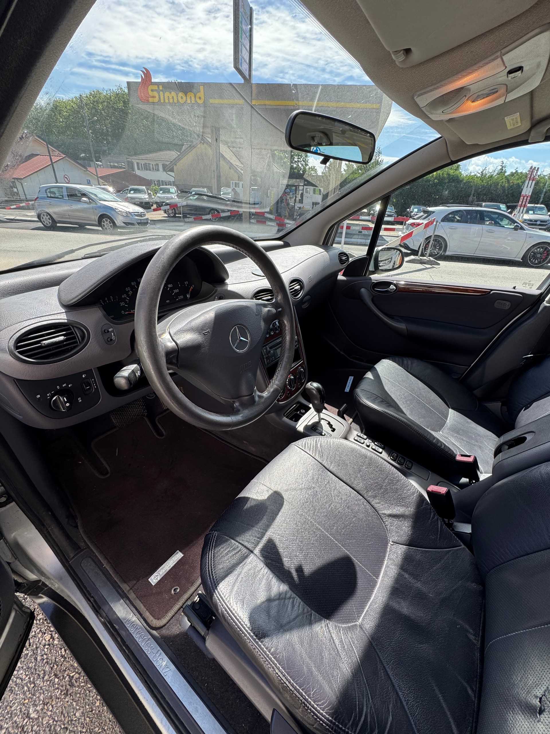 MERCEDES-BENZ A 190 L Elégance-image-4