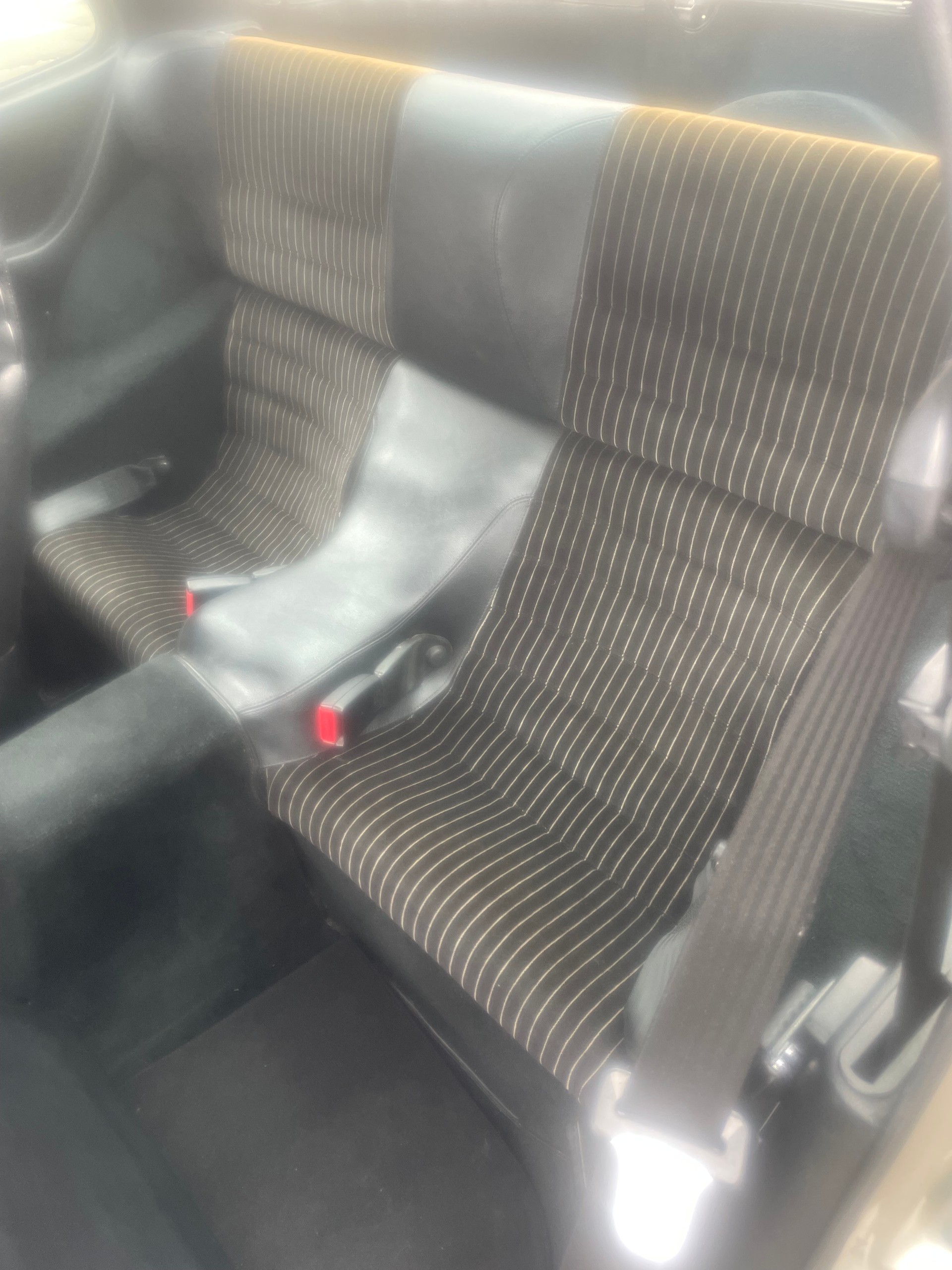 PORSCHE 944-image-4
