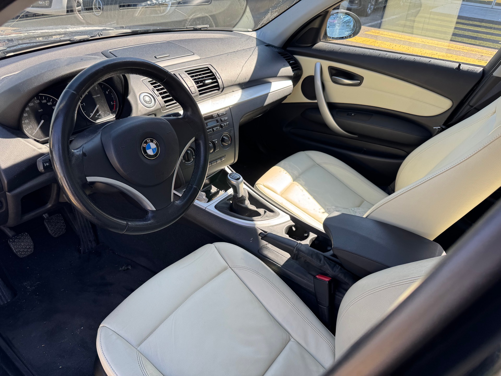 BMW 118d-image-16