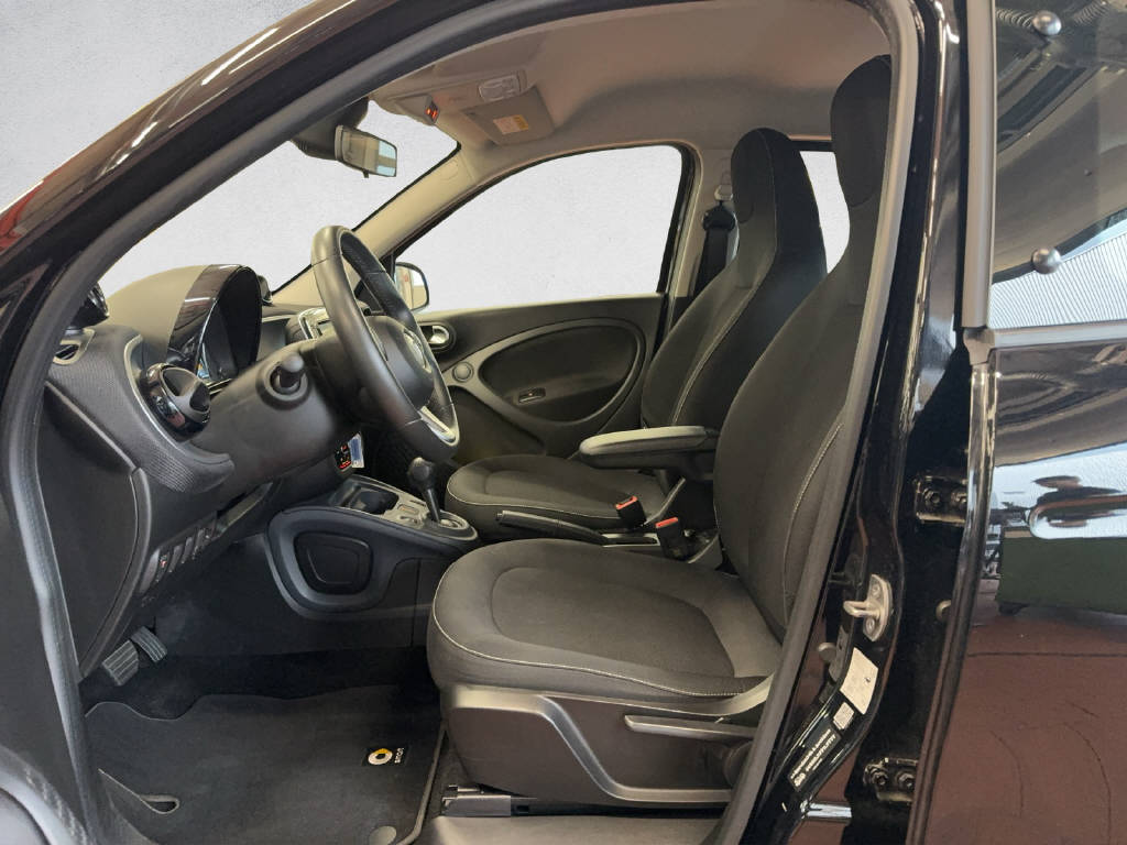SMART Forfour EQ Passion-image-9