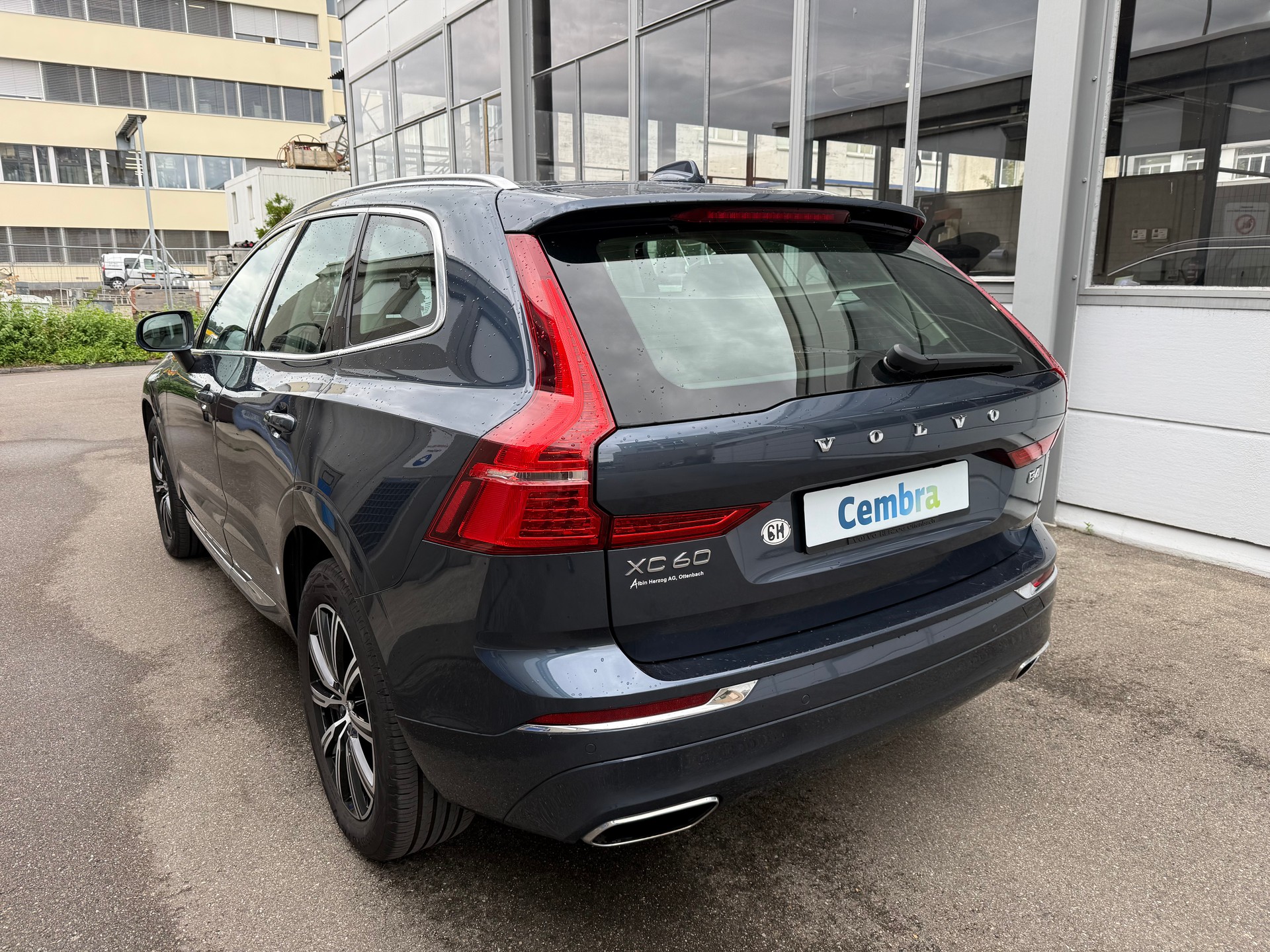 VOLVO XC60 B4 Diesel Mild Hybrid AWD Inscription Geartronic *Frisch ab MFK *Tempomat *Rückfahrkamera *Start/Stop *Lane+Park Assist.-image-4