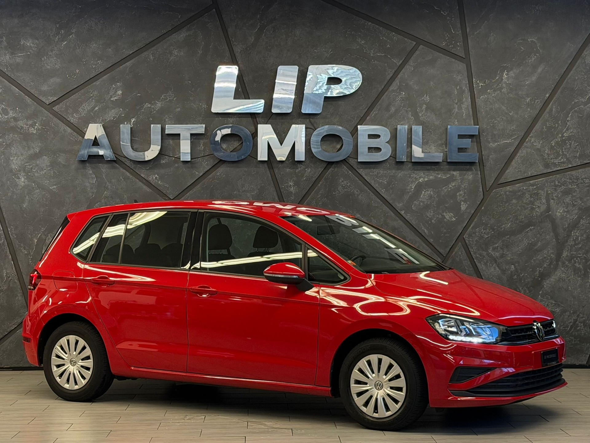 VW Golf Sportsvan 1.0 TSI Comfortline-showroom-element-2