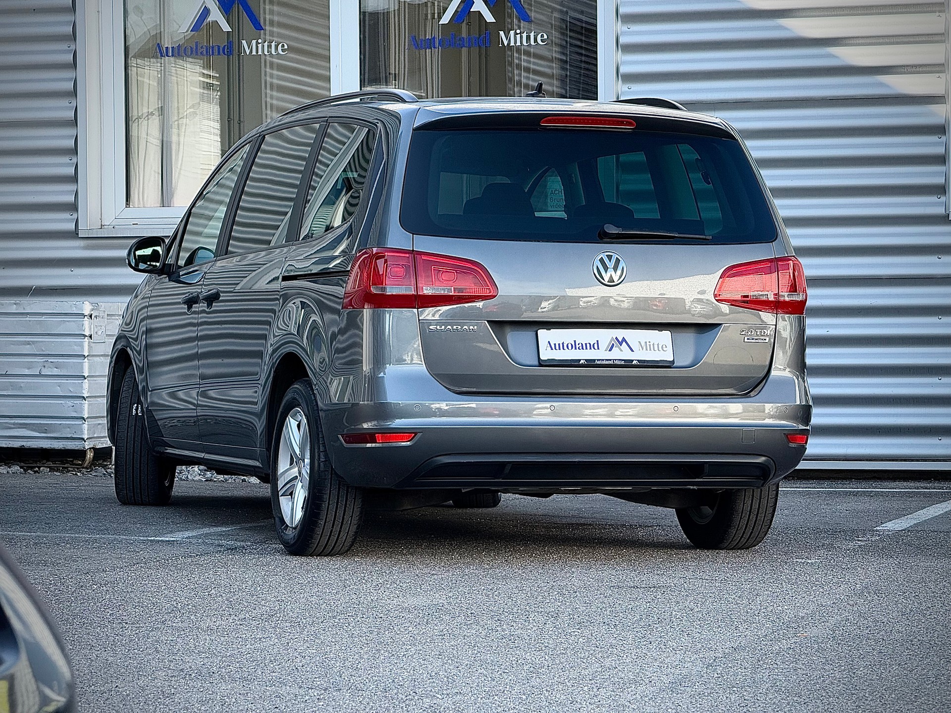 VW Sharan 2.0 TDI BlueMotion Technology Cup DSG-showroom-element-3
