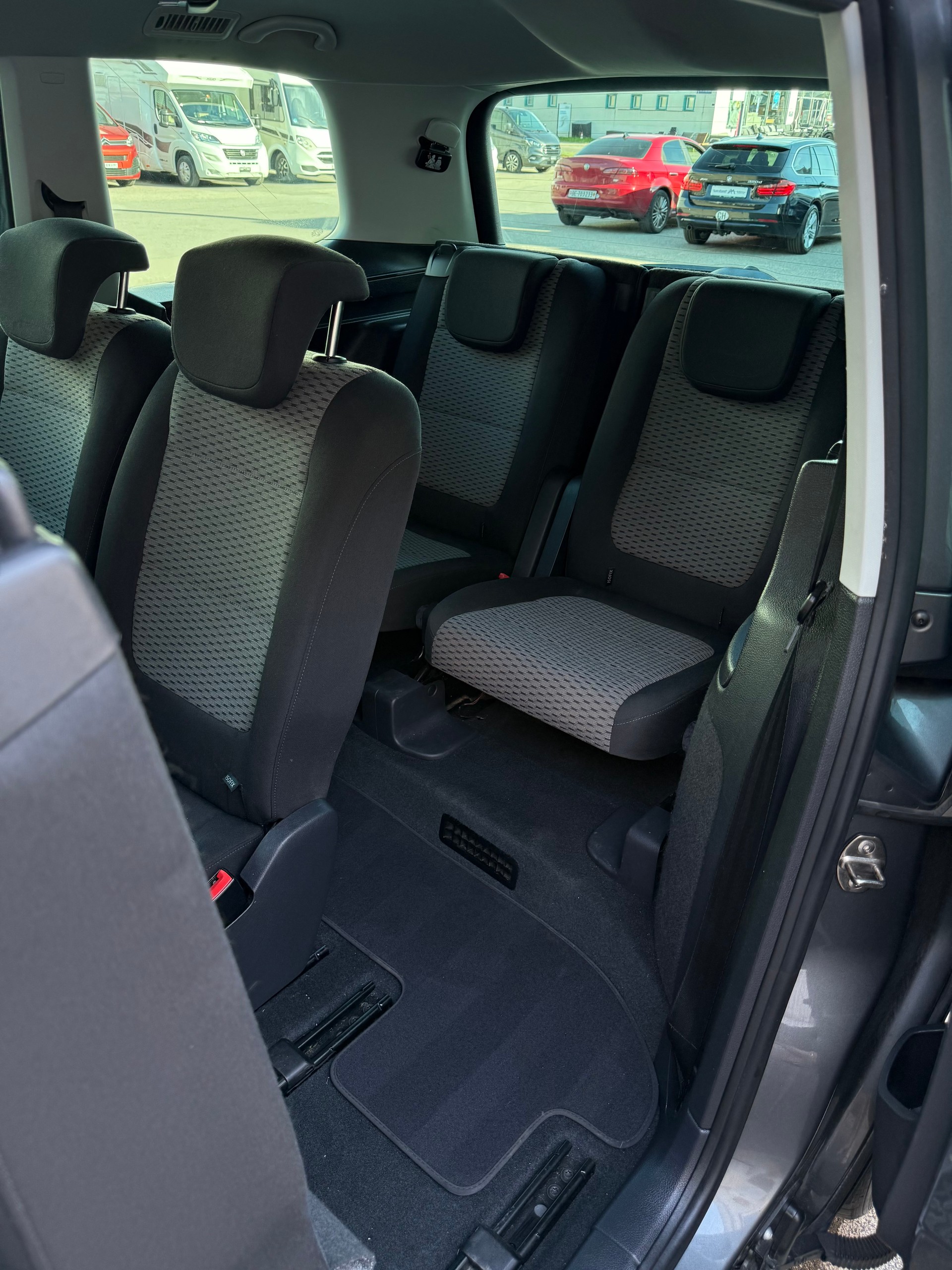 VW Sharan 2.0 TDI BlueMotion Technology Cup DSG-image-7