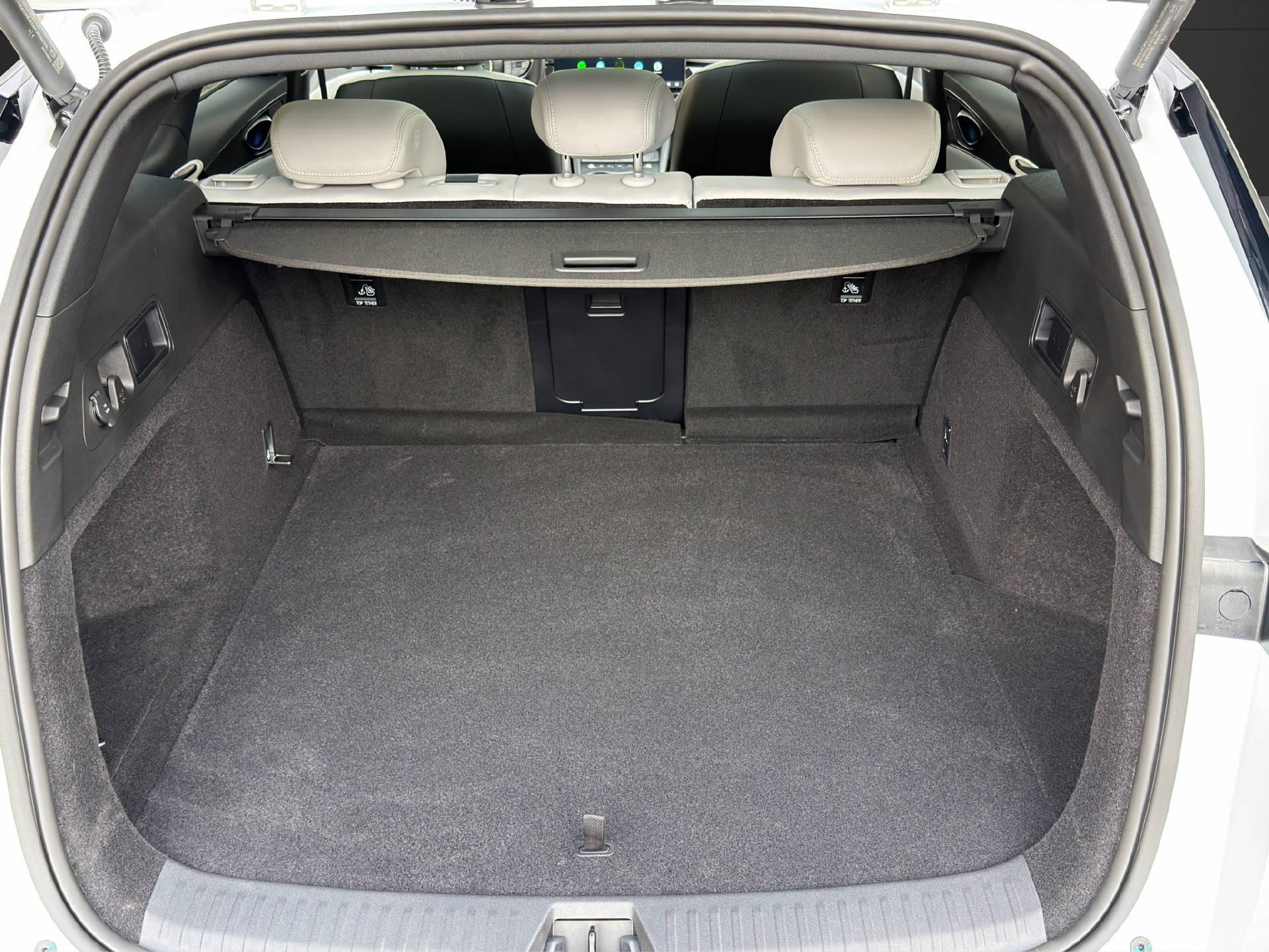 BYD Seal 6 DM-i Touring Comfort-image-12