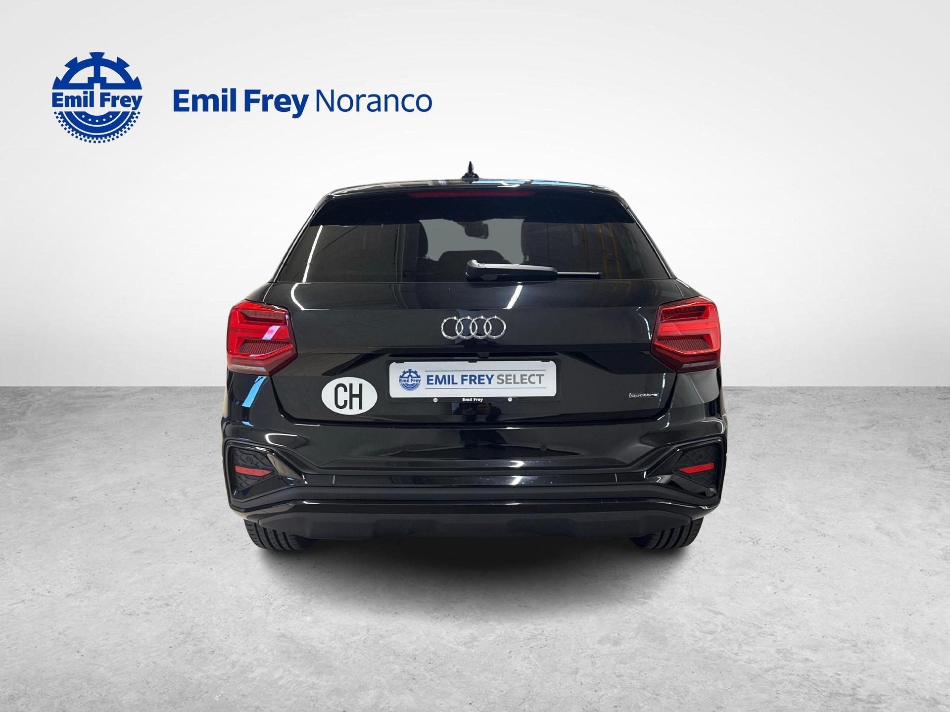 AUDI Q2 2.0 40 TFSI S Line quattro S-Tronic-showroom-element-3