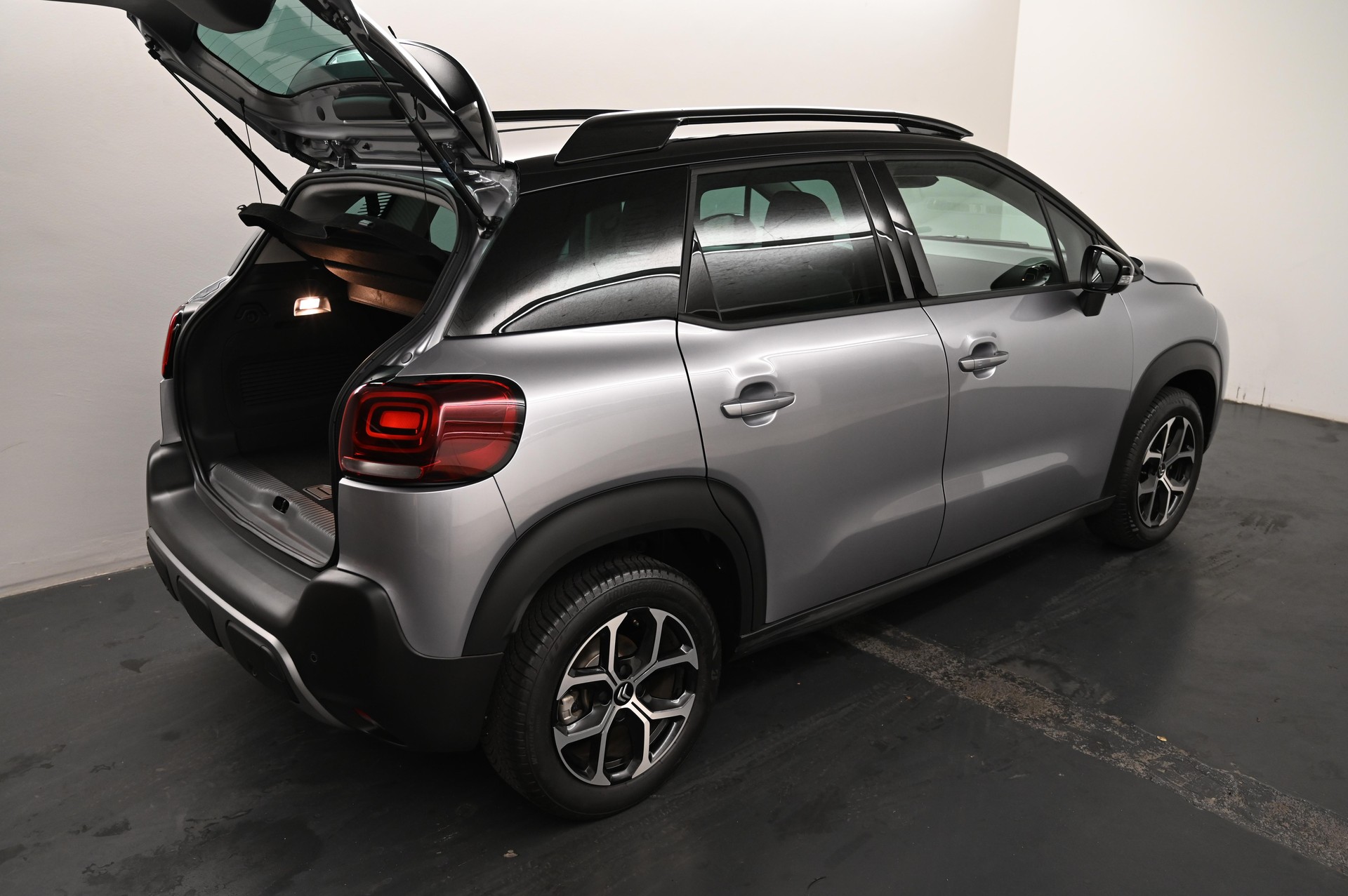 CITROEN C3 Aircross 1.2 PureTech 130 Swiss Edition-image-16