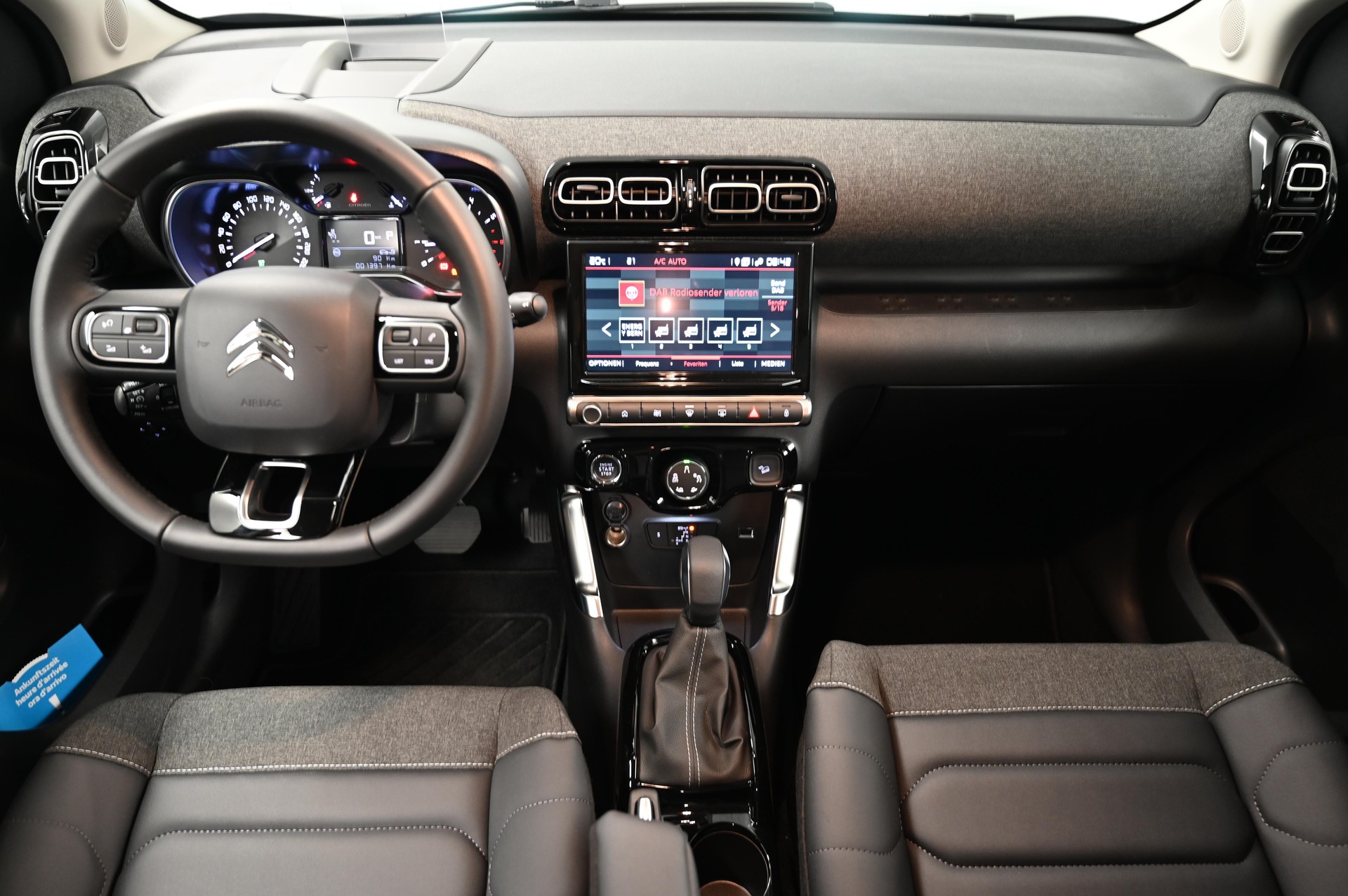 CITROEN C3 Aircross 1.2 PureTech 130 Swiss Edition-image-6