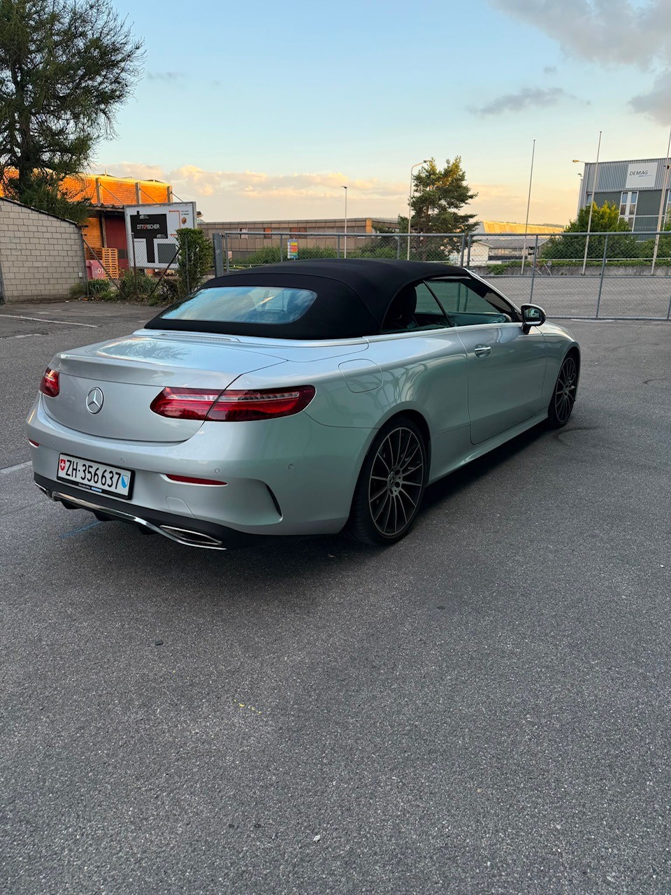 MERCEDES-BENZ E 450 Cabriolet AMG Line 4 Matic 9G-Tronic-image-8