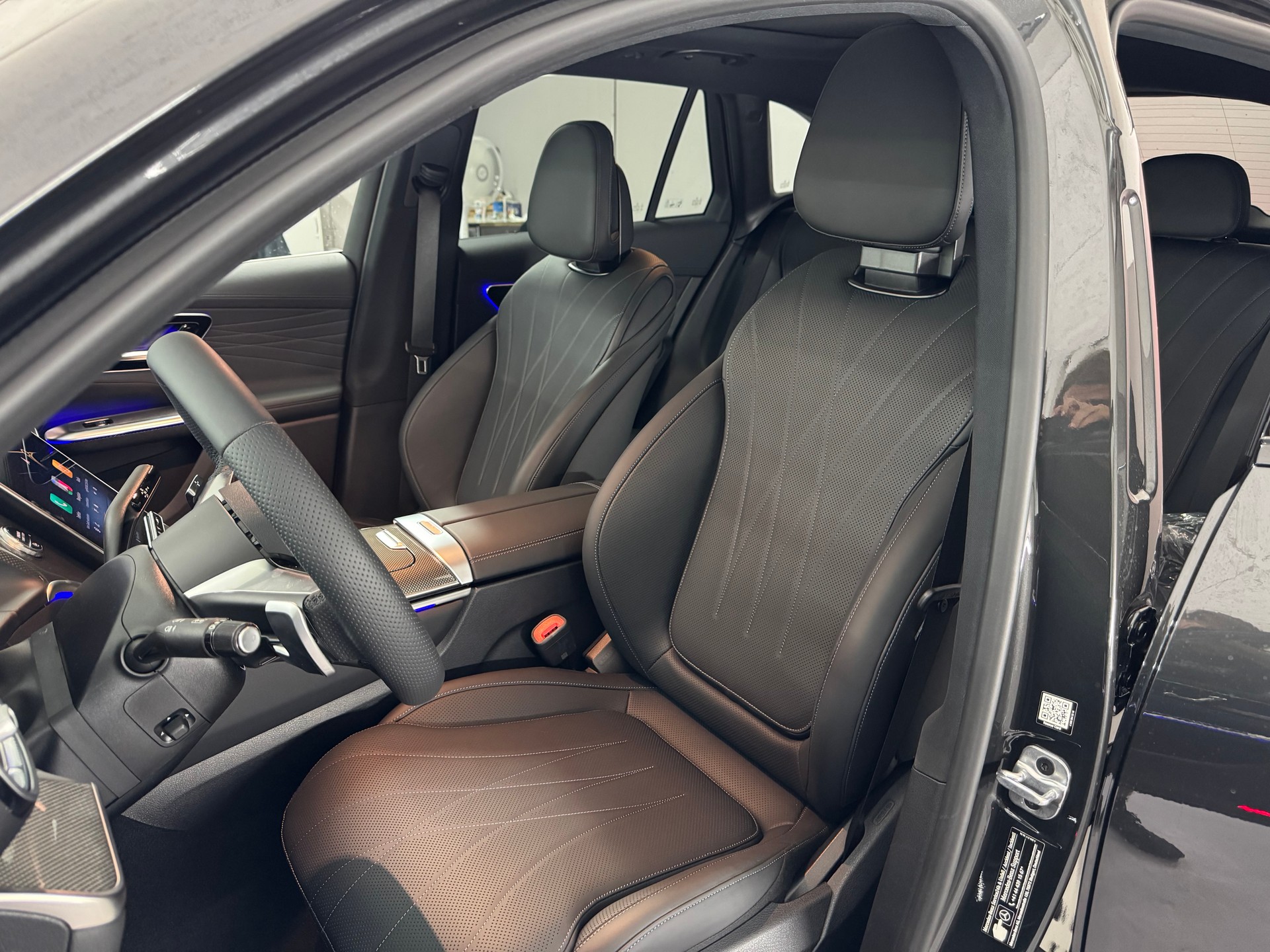 MERCEDES-BENZ GLC 300 4Matic 9G-Tronic-image-12