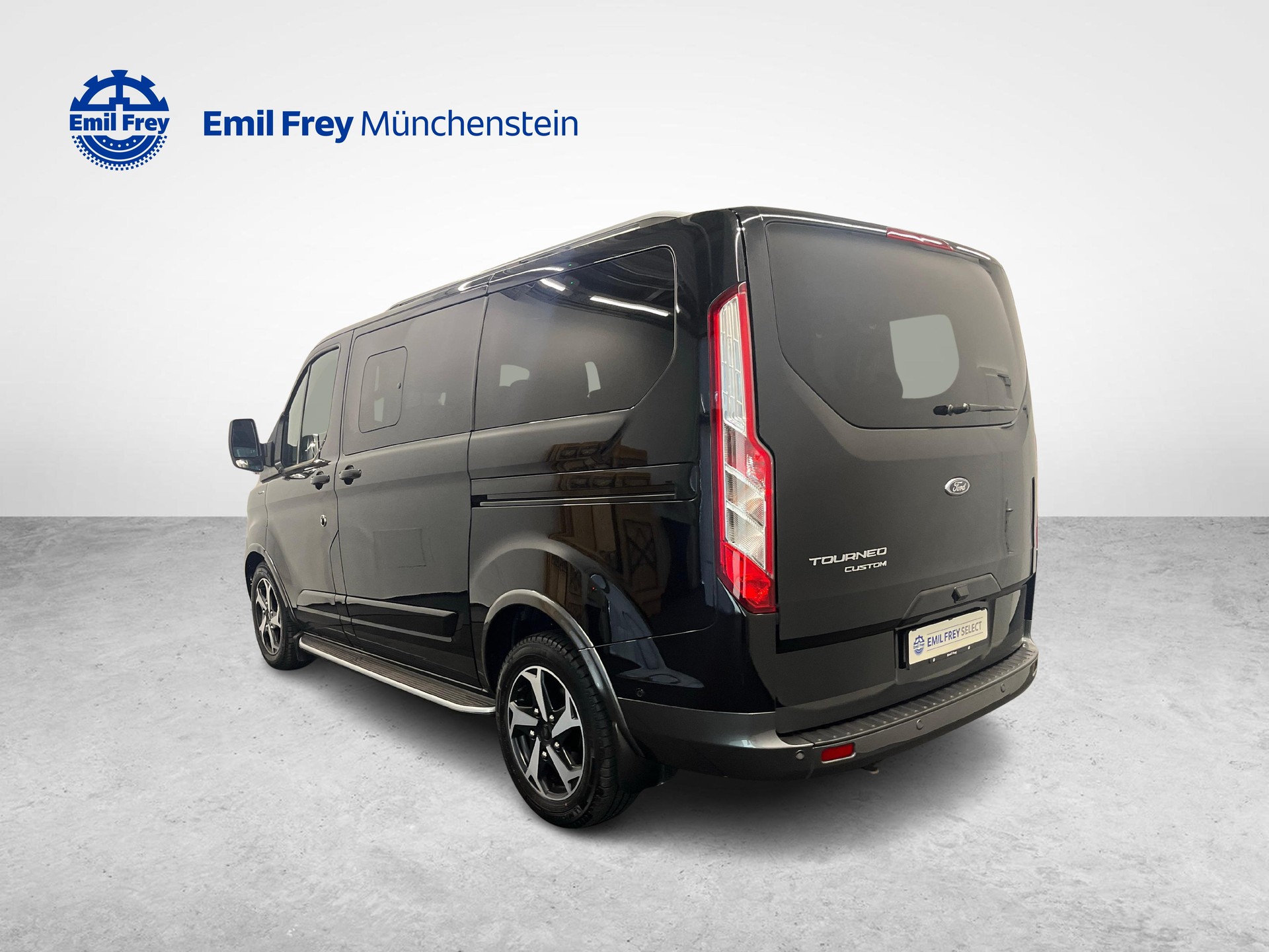 FORD Tourneo C Bus 320 L1 2.0 TDCi 185 Active-showroom-element-2