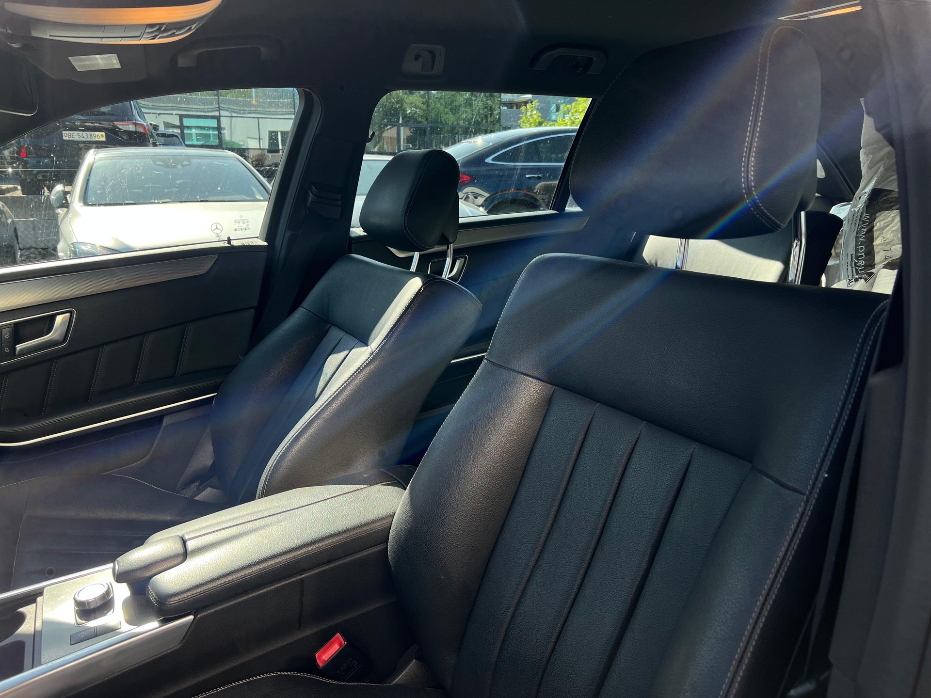 MERCEDES-BENZ E 250 CDI Elégance 4Matic 7G-Tronic / 7 PLÄTZE/ AB MFK-showroom-element-2