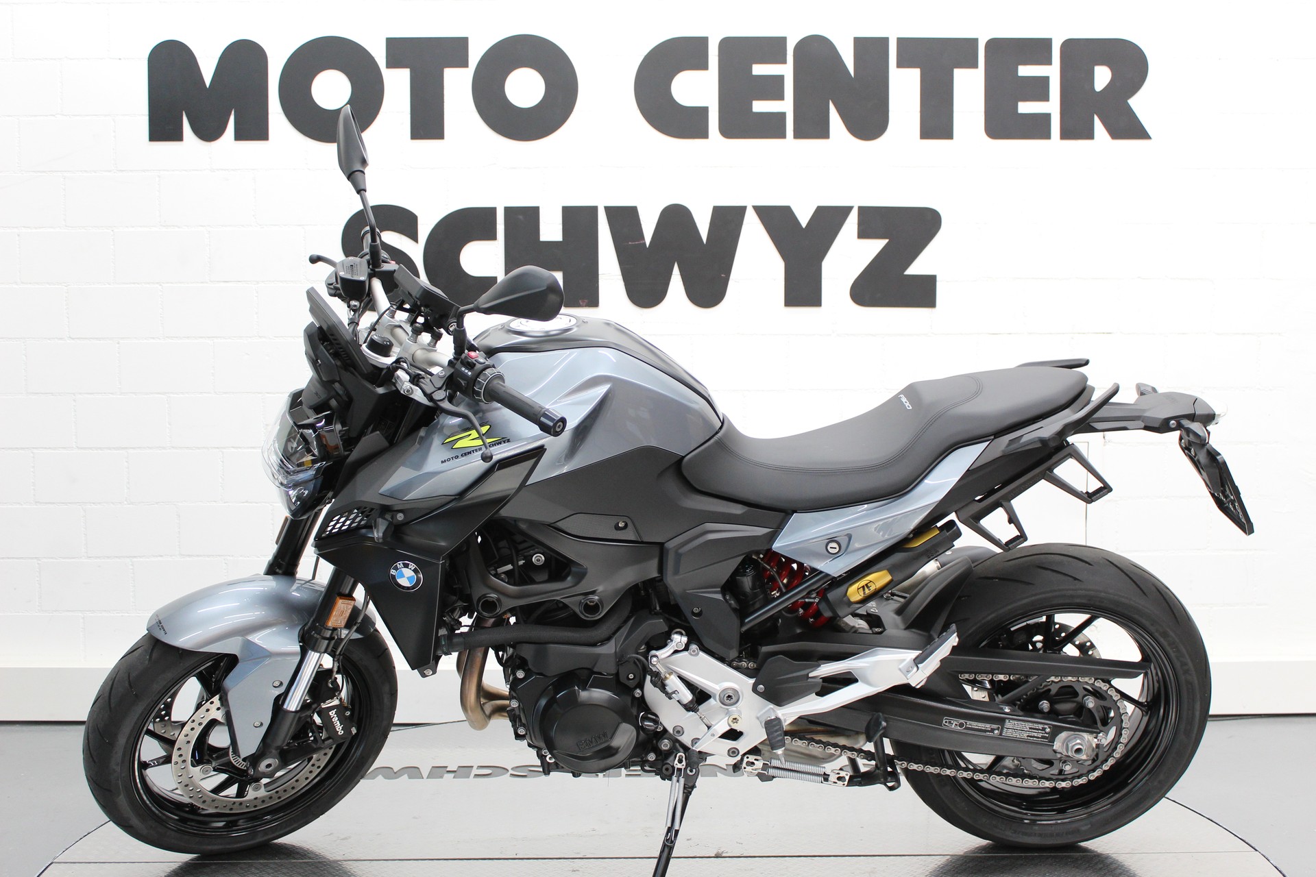 BMW F 900 R-image-3