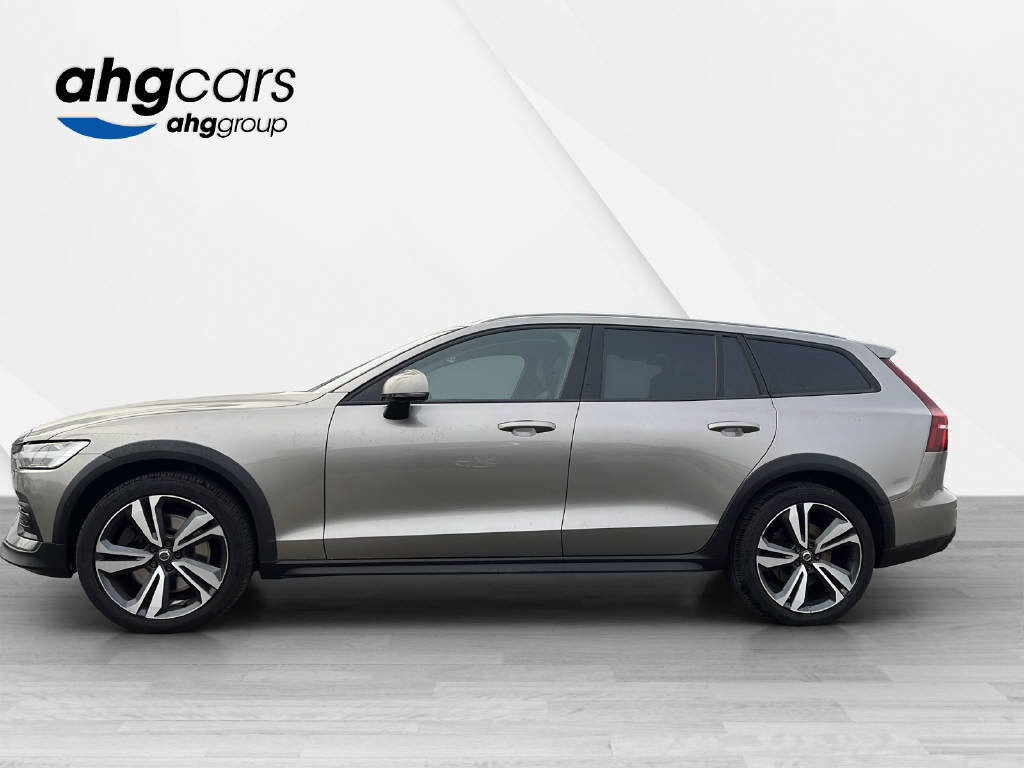 VOLVO V60 Cross Country 2.0 D4 AWD-showroom-element-1