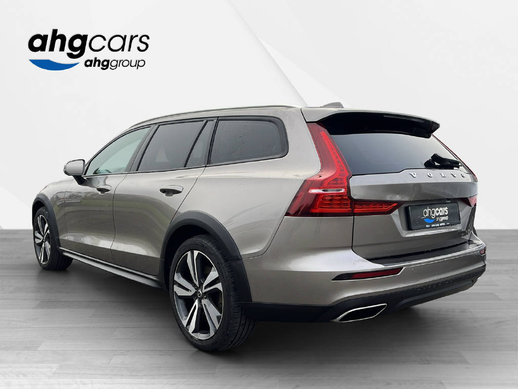 VOLVO V60 Cross Country 2.0 D4 AWD-showroom-element-2