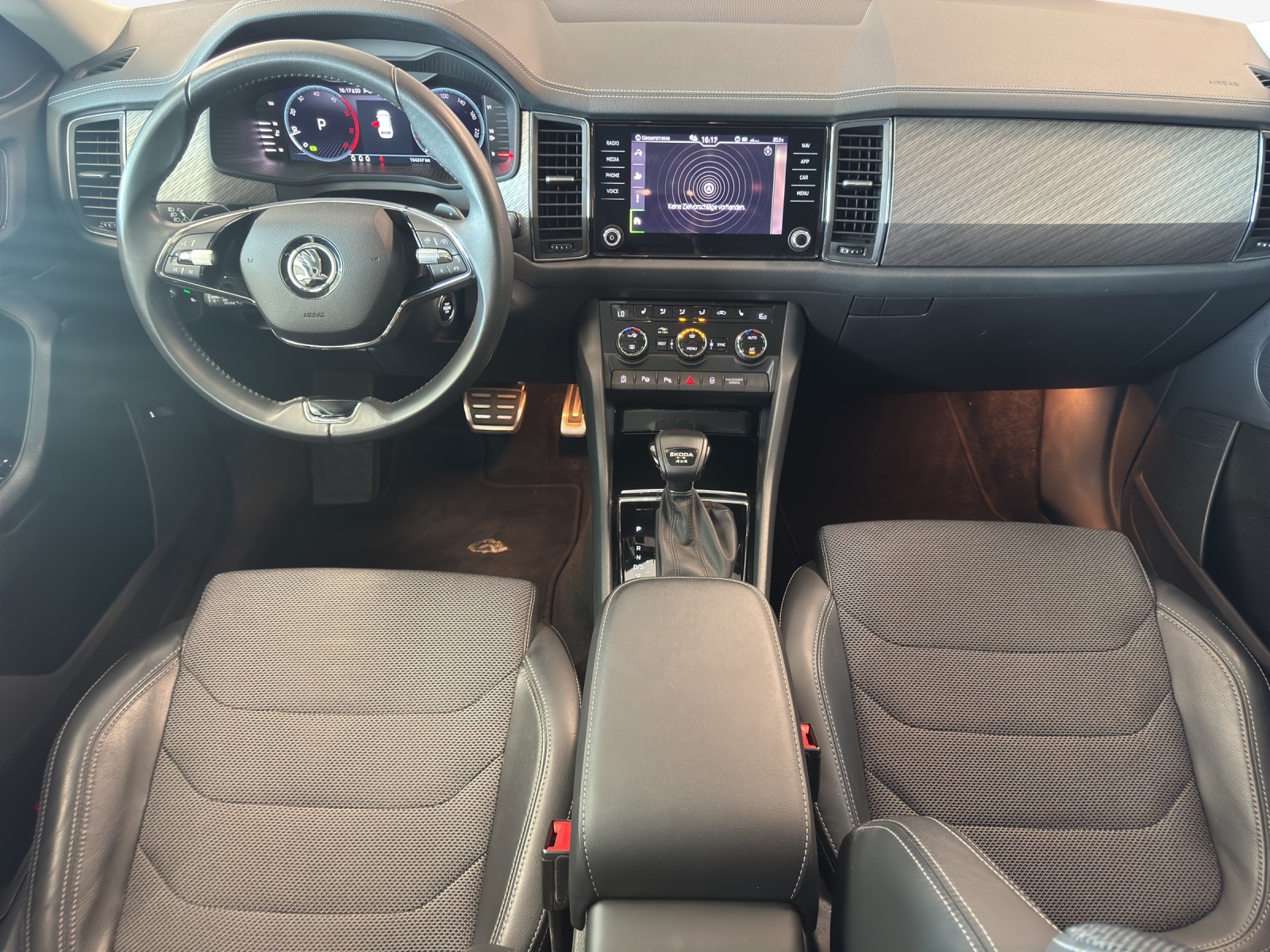 SKODA Kodiaq 2.0 TDI CR Style 4x4 DSG-image-8