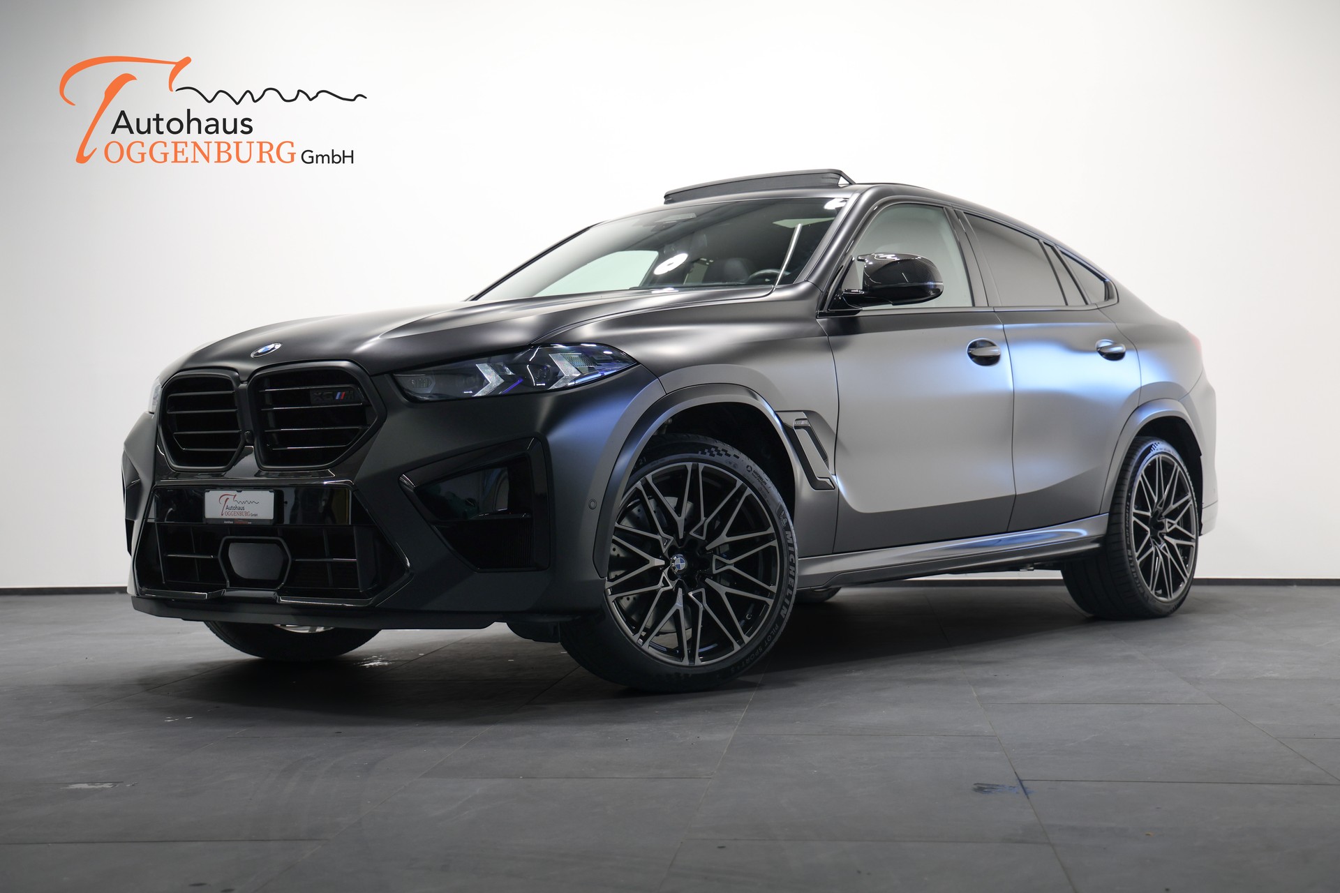 BMW X6M Steptronic M Competition *Individual Frozen Black*BMW Werksgarantie bis 09.2027*AHK*Bowers*Carbon*-showroom-element-2