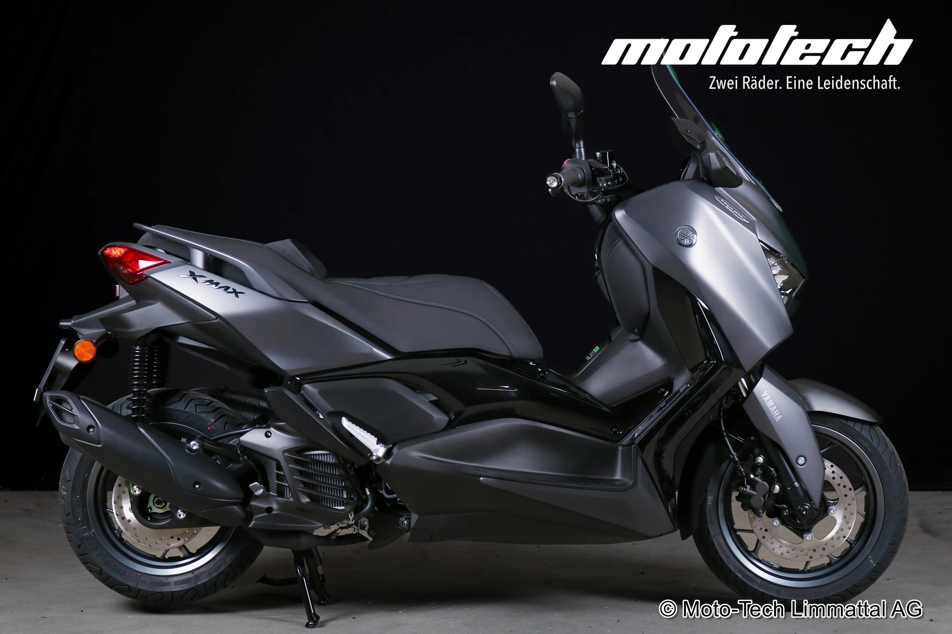 YAMAHA X-Max 300 Tech Max+-image-1
