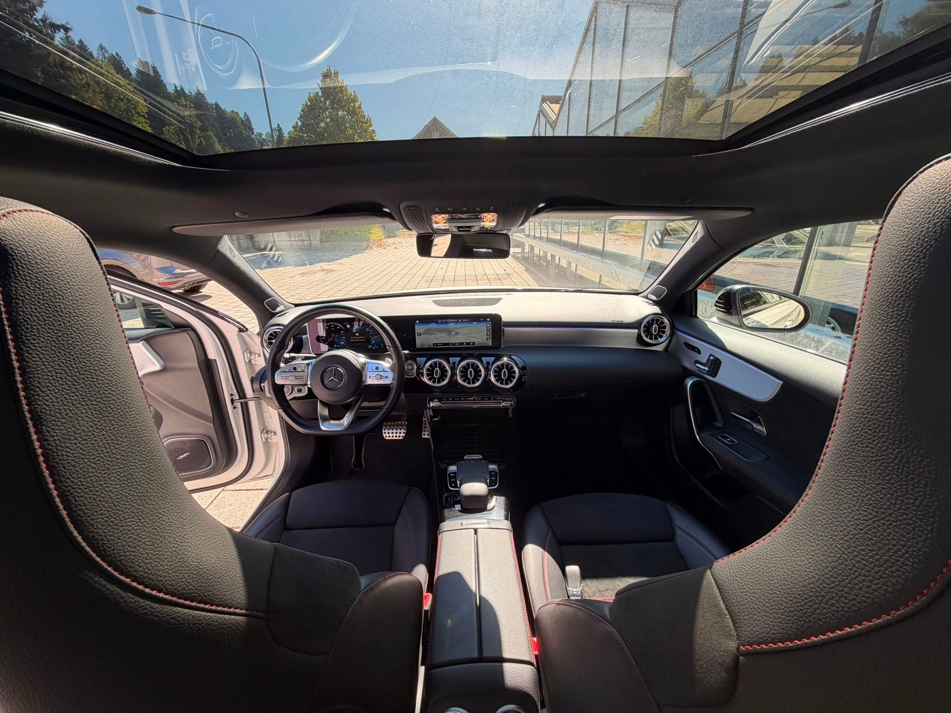 MERCEDES-BENZ A 250 4Matic AMG Line 4Matic 7G-DCT-image-8