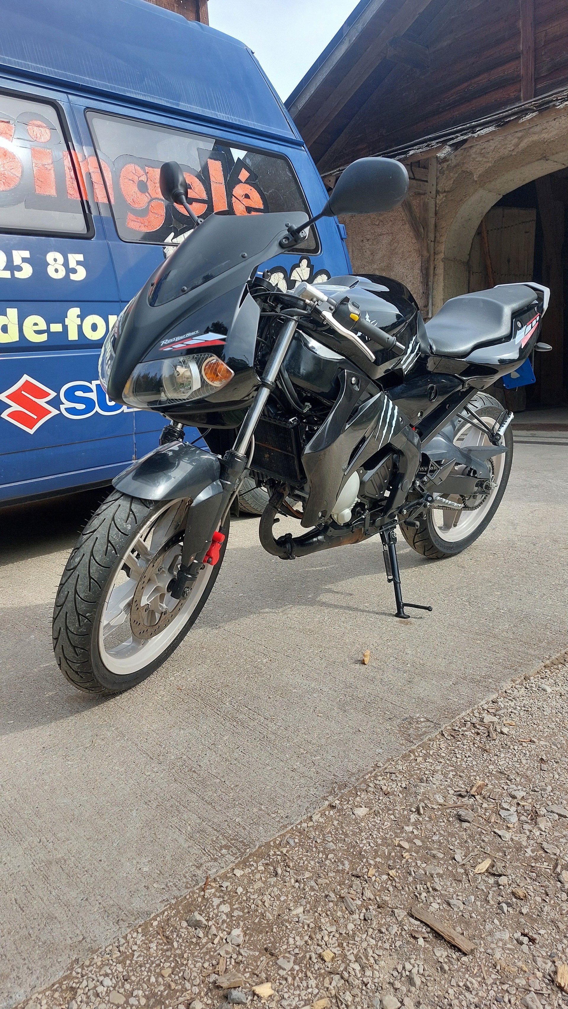 YAMAHA TZR 50 R1-image-2