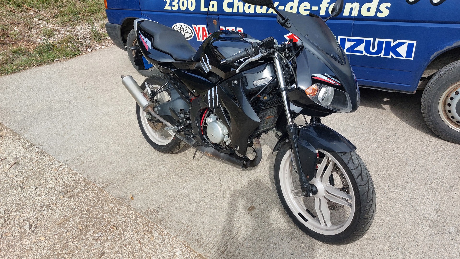YAMAHA TZR 50 R1-image-1