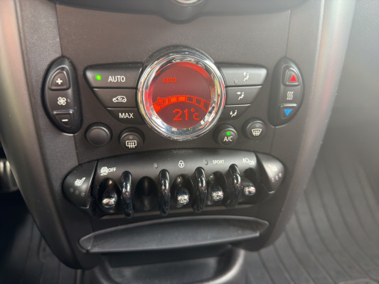 MINI Countryman JCW ALL4-image-8