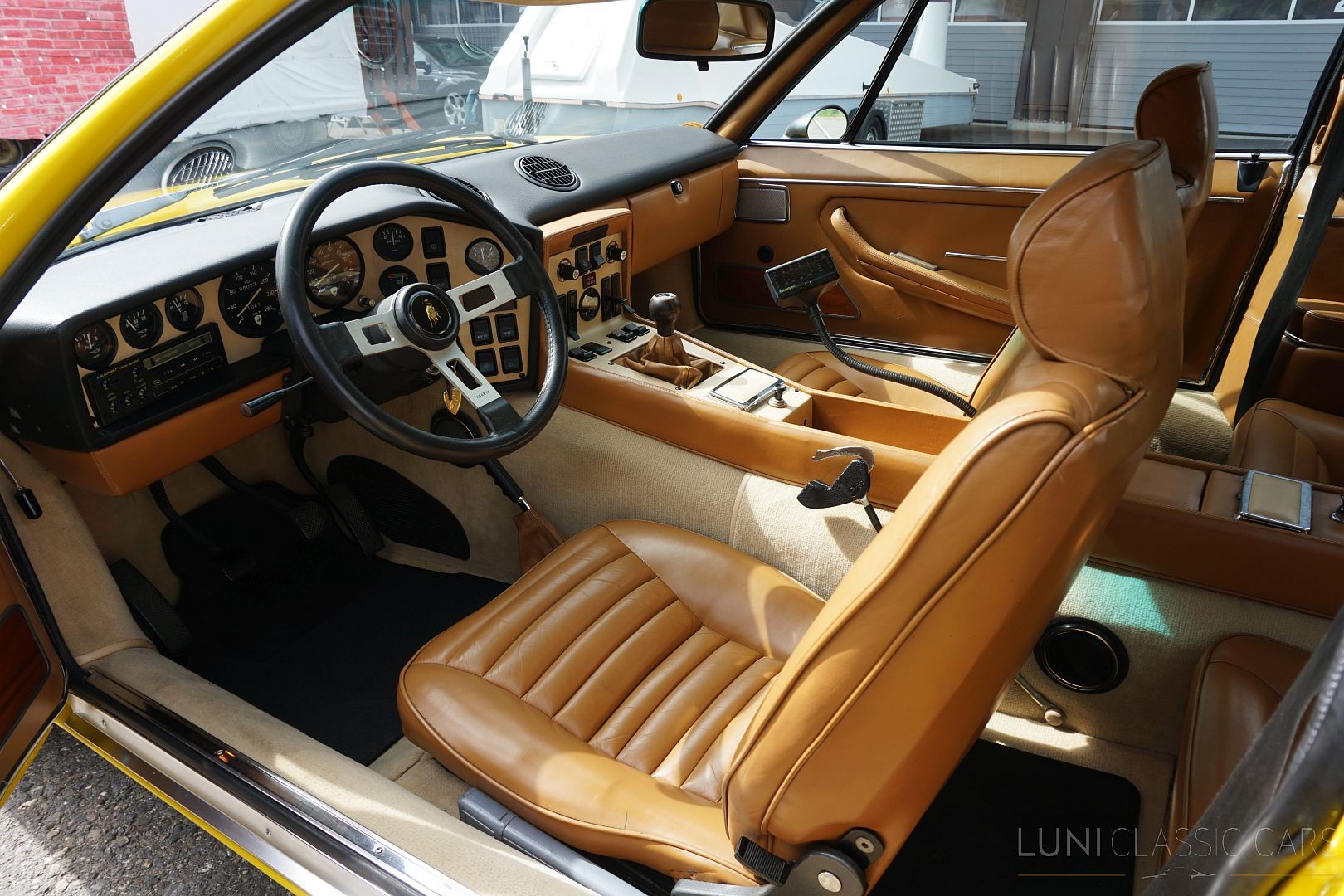 LAMBORGHINI Espada 400 GT-image-21