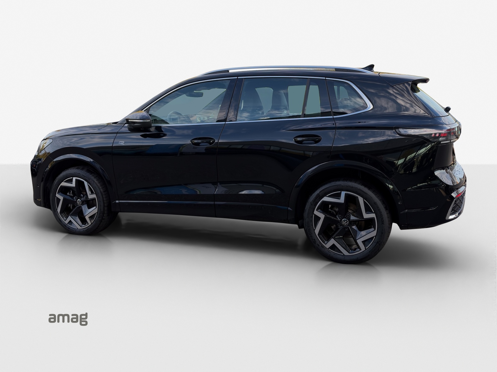 VW Tiguan 2.0 TSI DSG R-Line 4Motion-showroom-element-2