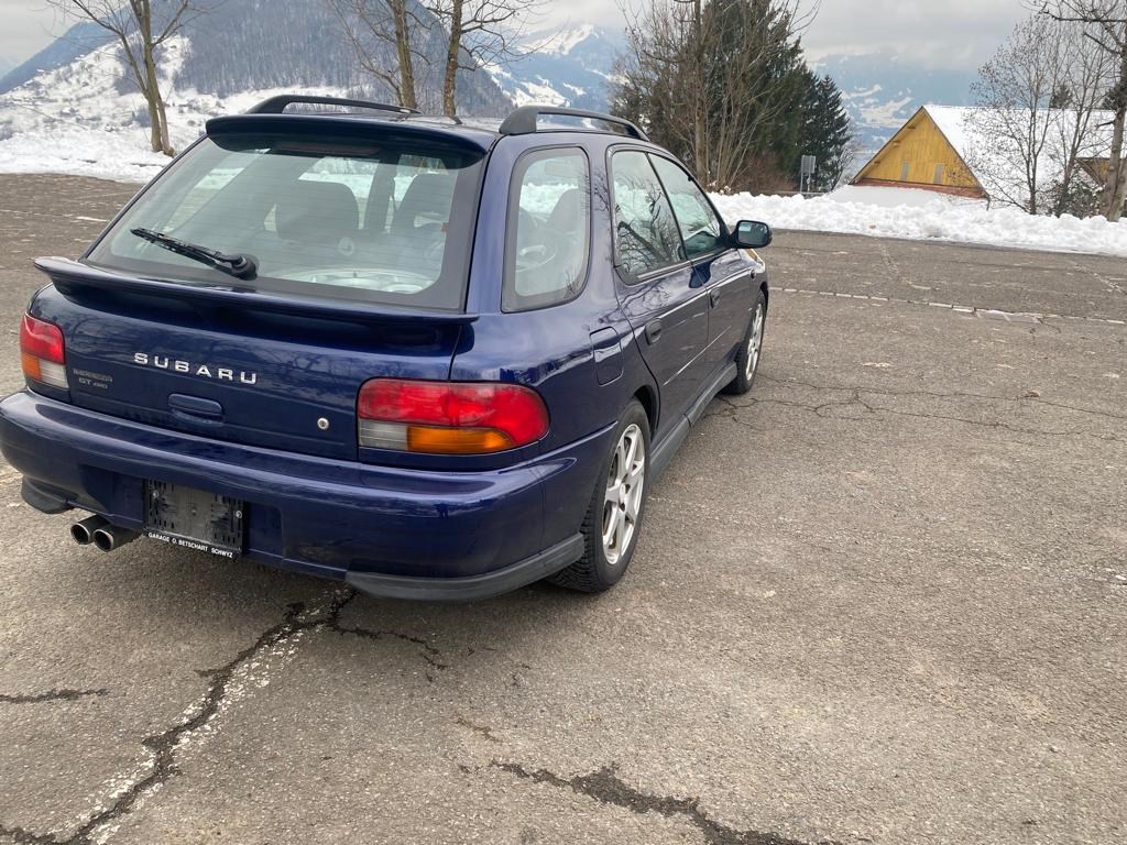 SUBARU Impreza 2.0 Turbo-image-4