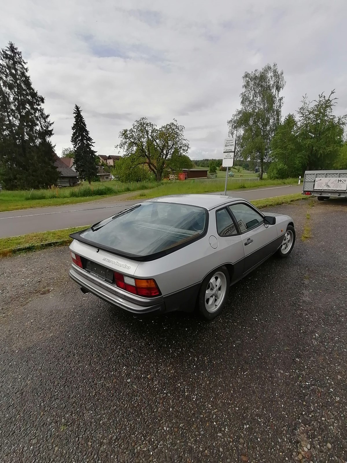 PORSCHE 924 Turbo-image-3