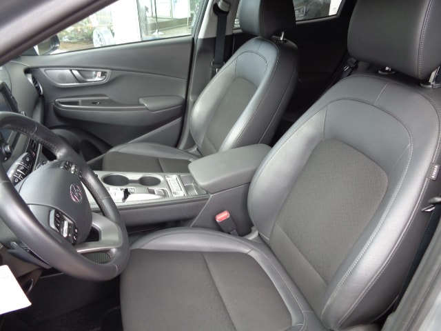 HYUNDAI Kona Electric Amplia-showroom-element-3