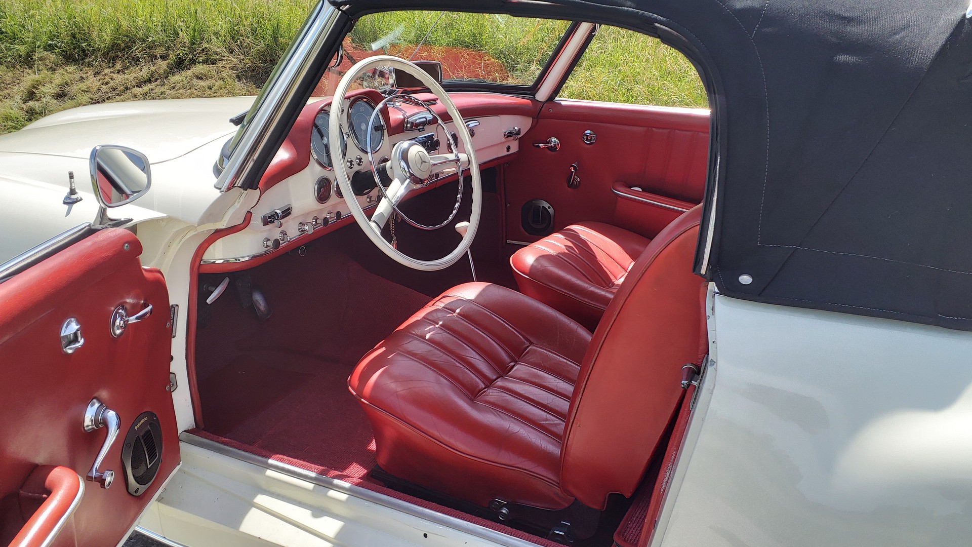 MERCEDES-BENZ SL-image-7