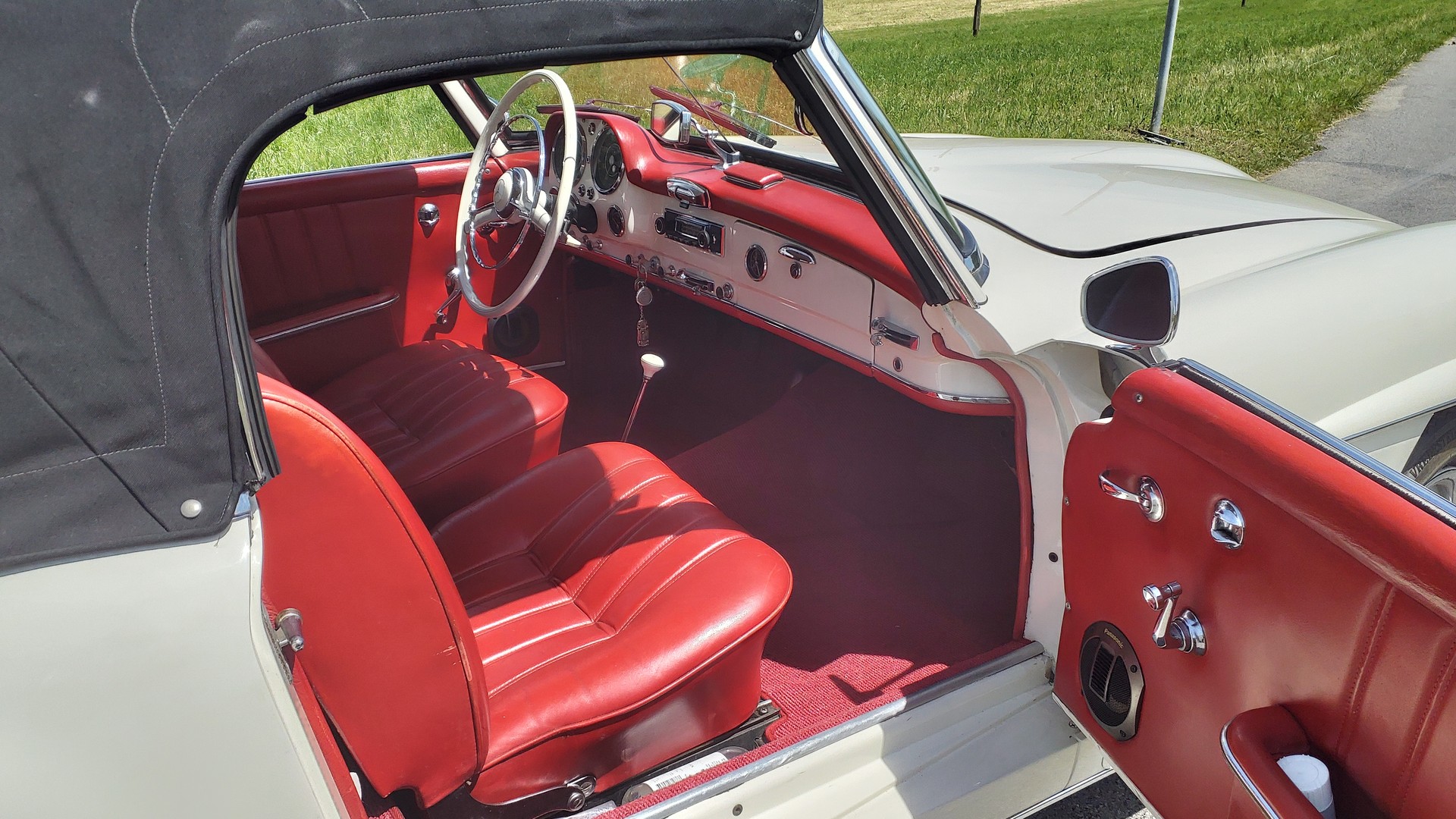 MERCEDES-BENZ SL-image-8