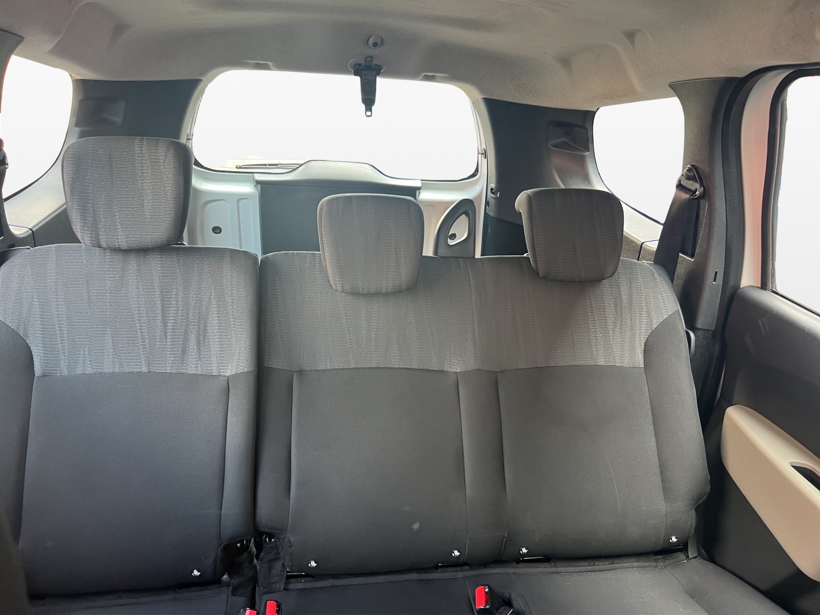 DACIA Lodgy 1.5 dCi Ambiance-image-17