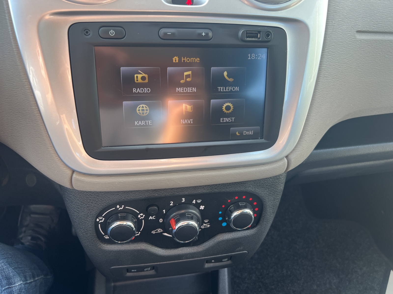 DACIA Lodgy 1.5 dCi Ambiance-image-22