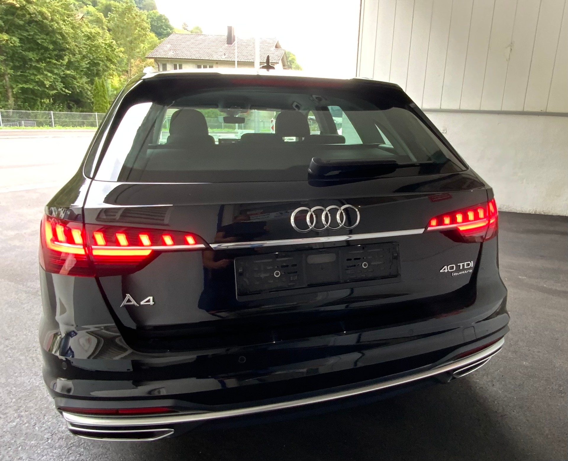 AUDI A4 Avant 40 TDI advanced Attraction quattro S-tronic-image-4